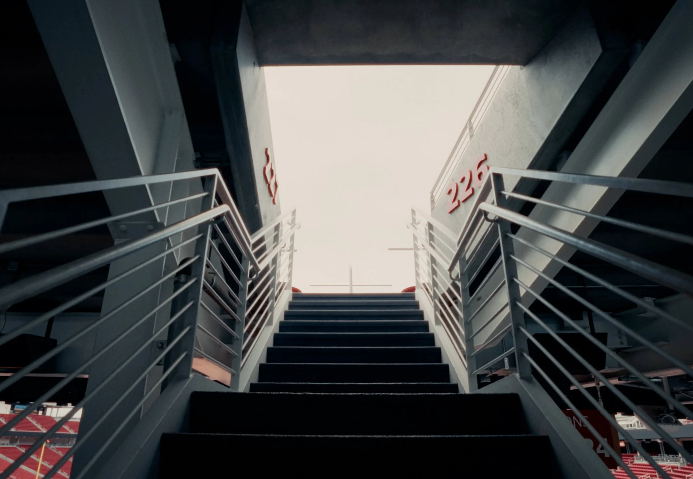 1 - EP 2 Moment 2.00_15_43_28.Still049.jpg