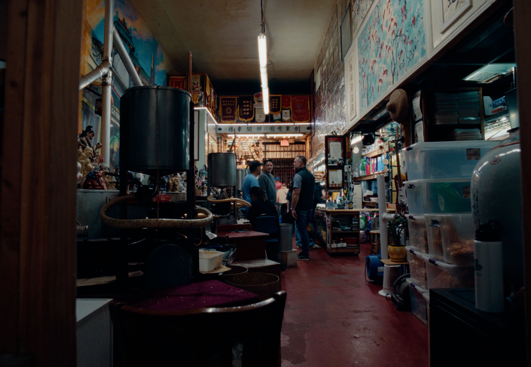 1 - EP 2 Moment 2.00_14_59_24.Still032.jpg