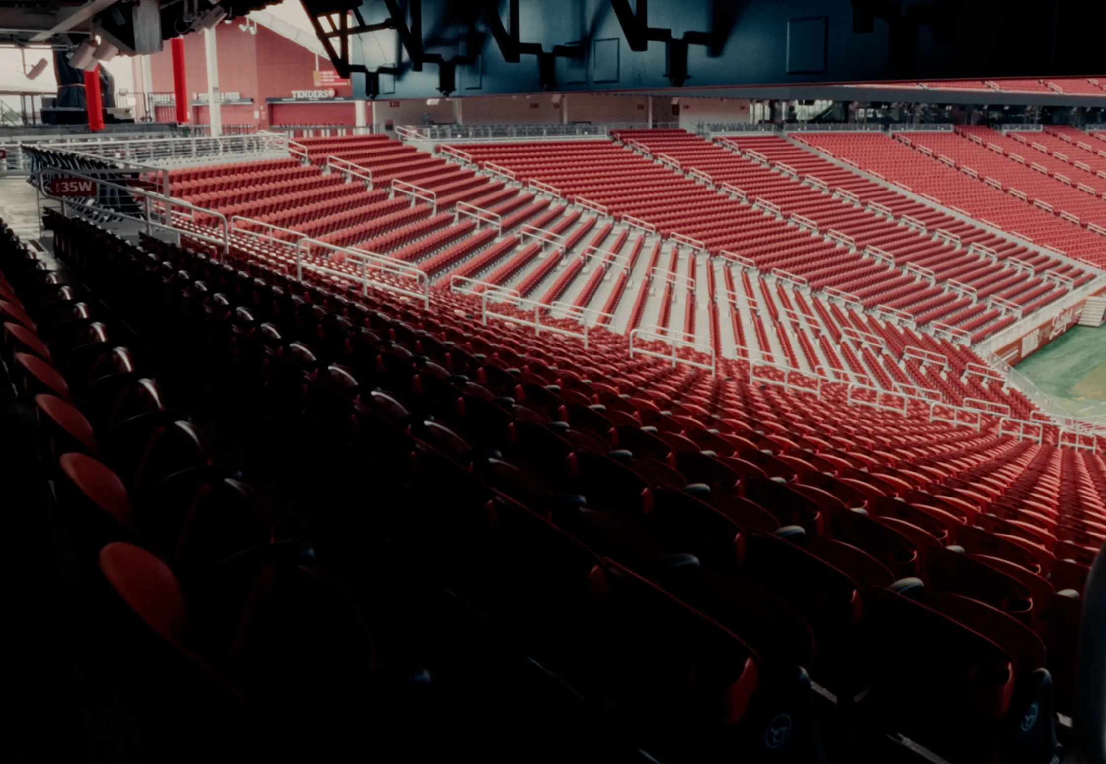 1 - EP 2 Moment 2.00_13_54_03.Still011.jpg