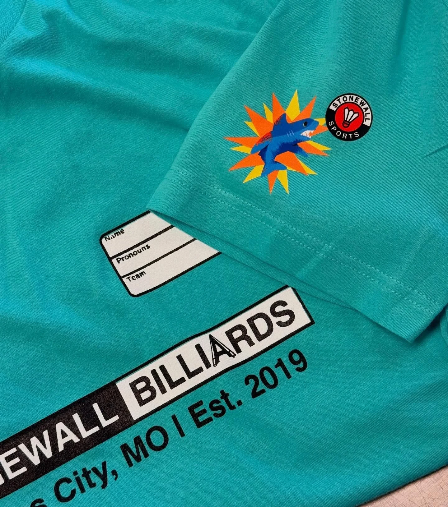 Adding a sleeve detail to some of the @stonewallsportskc shirts was a fun detail! Thanks for the trust! #kansascity #shoplocalkc #screenprinting