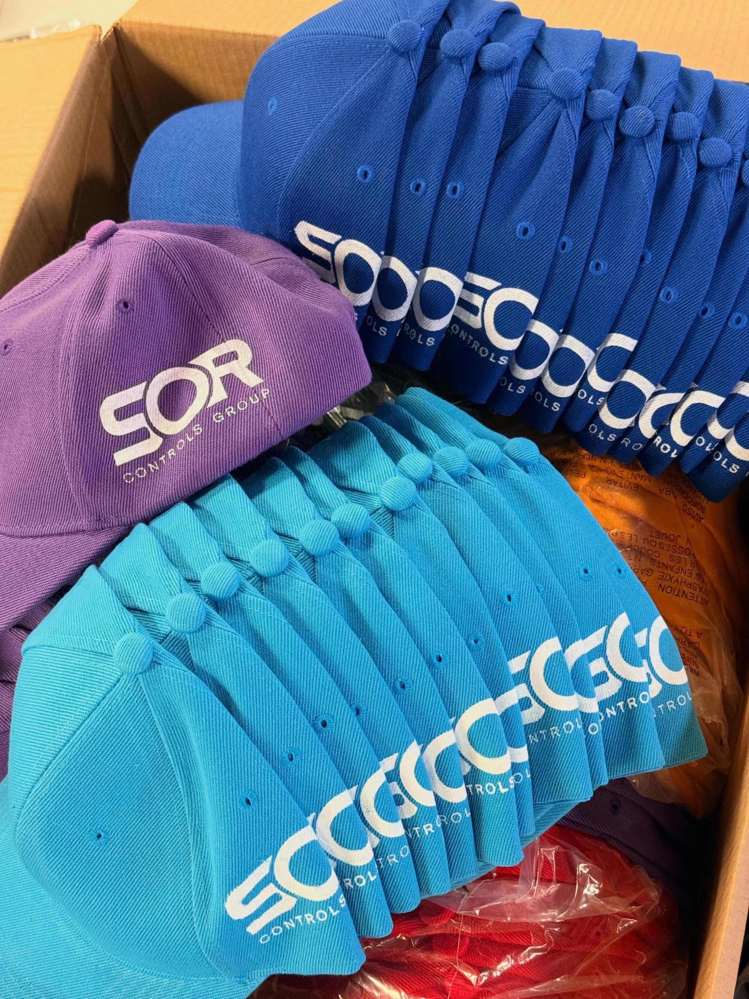 Custom hats for team building (&hellip;and by that we mean team competitions). Thanks for the trust! #kansascity #screenprinting #shoplocalkc