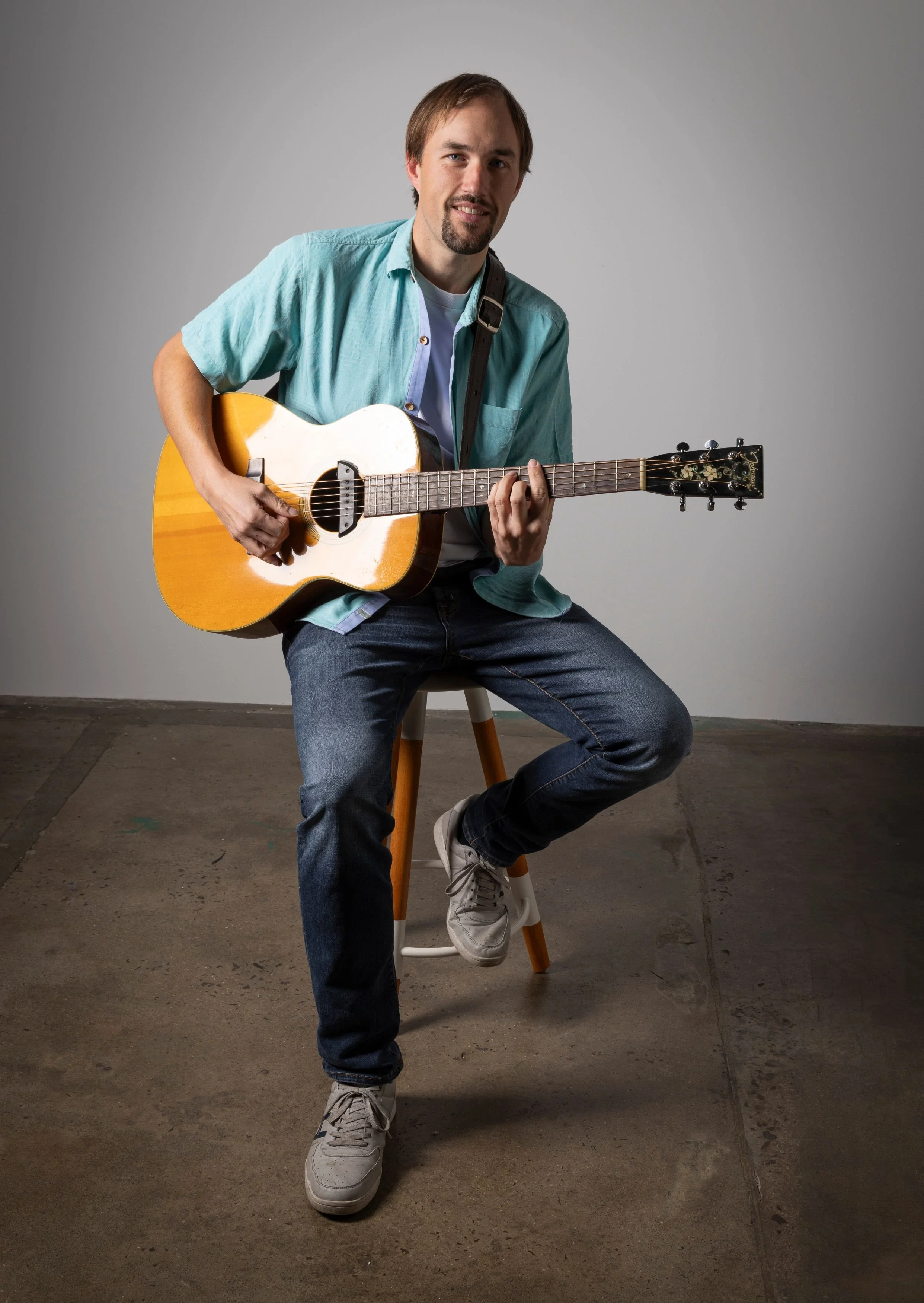 Image of acoustic artist Kieran Morris live music port melbourne pub