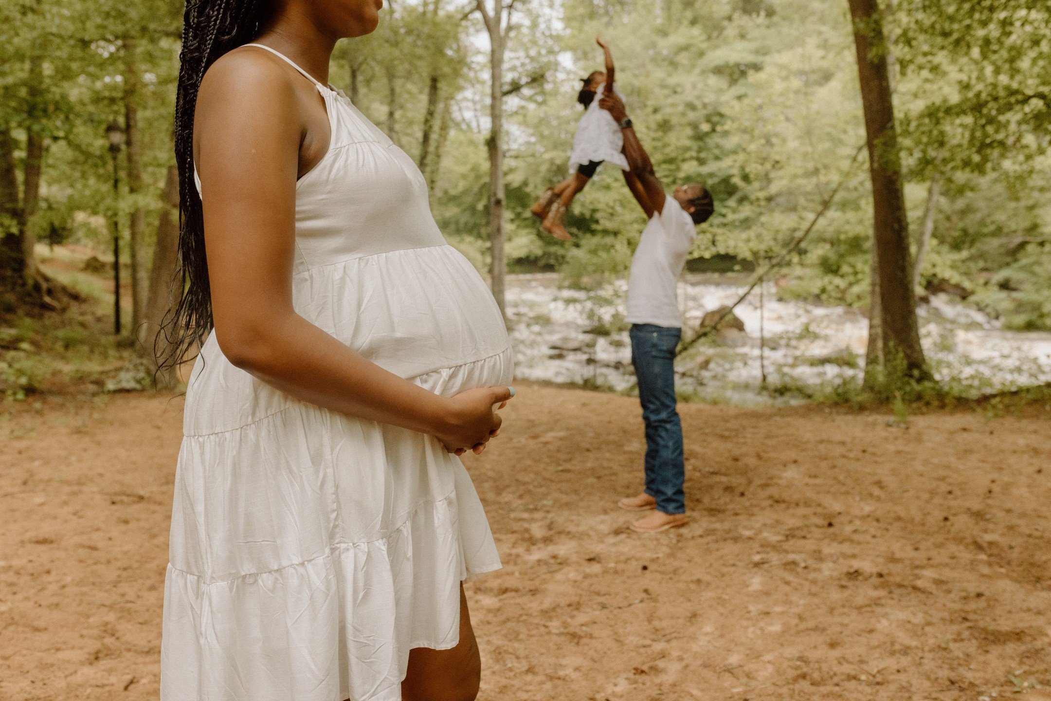 Mama-to-be in 2025? Let&rsquo;s capture this beautiful moment in time! ✨

Maternity photography is all about celebrating the love, strength, and anticipation that comes with welcoming a little one into your world. These moments are fleeting, but your