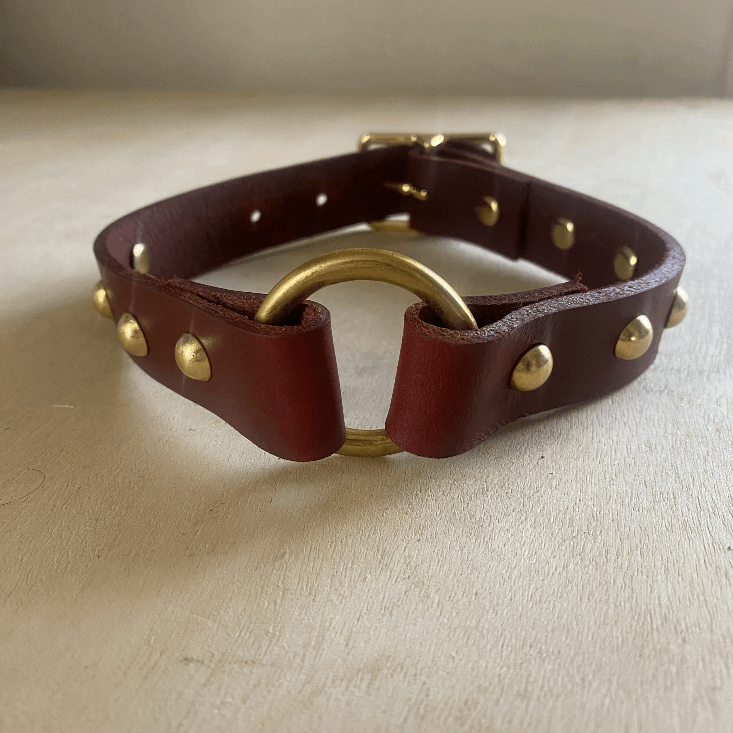 1" Dome Rivet Burgundy Collar