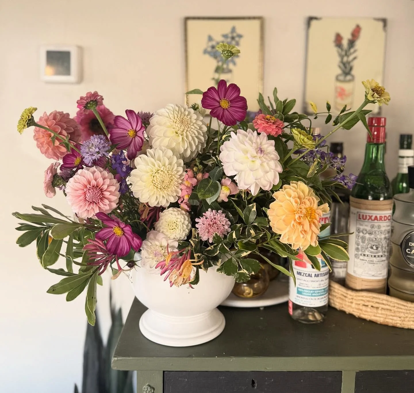 Reaching that time of year when it&rsquo;s almost time to roll over the garden beds to plant spring bulbs but having such a hard time thinking about cutting everything back when I&rsquo;m still getting blooms like these!

But bulbs are on the way and