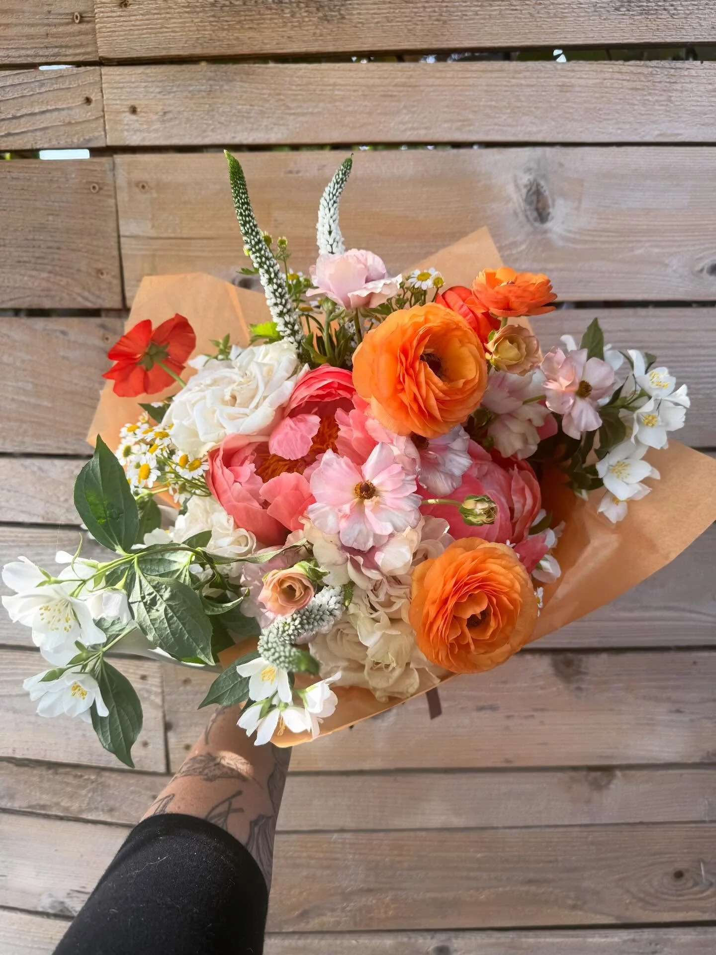 Happy Mother&rsquo;s Day to all the amazing mommas out there!

Nurturing is always a journey, but a magical one that deserves recognition every single day. I hope your day is filled with all the love you deserve!

#mothersday #flowerfarm #flowerfarme