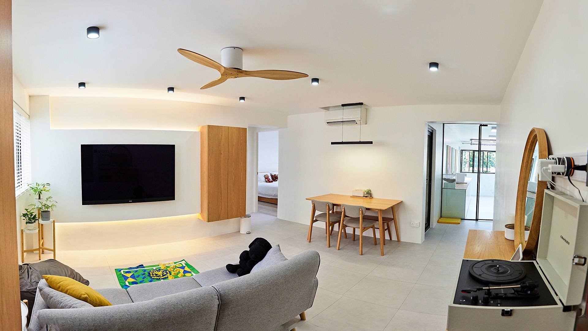 3-living-room.jpg