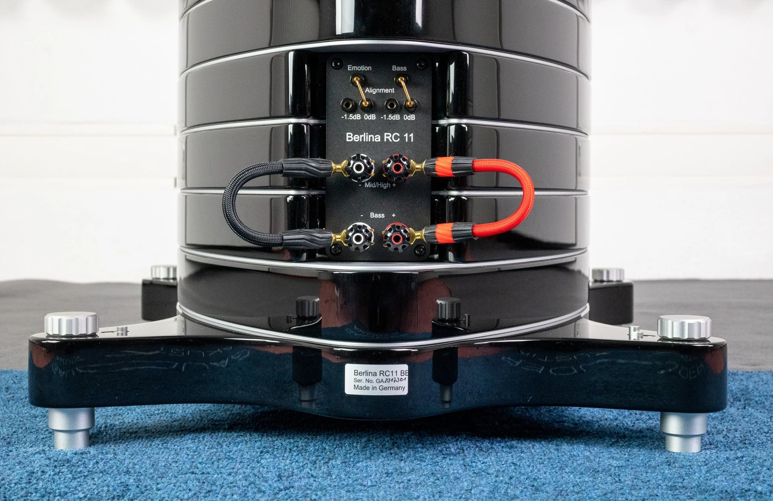 RC11 Sw-Silber Terminal_1.jpg