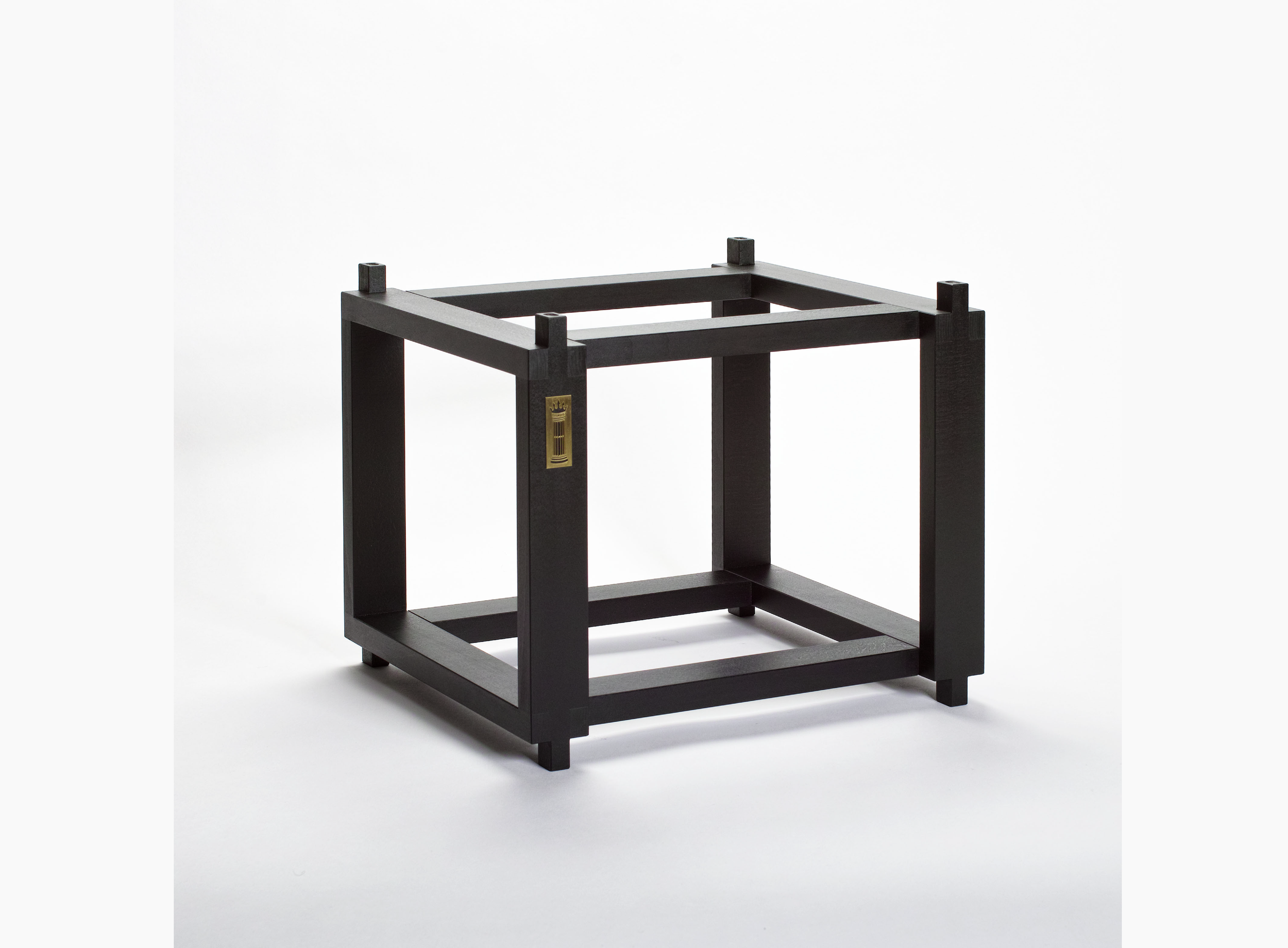 TonTräger.audio Reference Stands for Harbeth Monitor M40