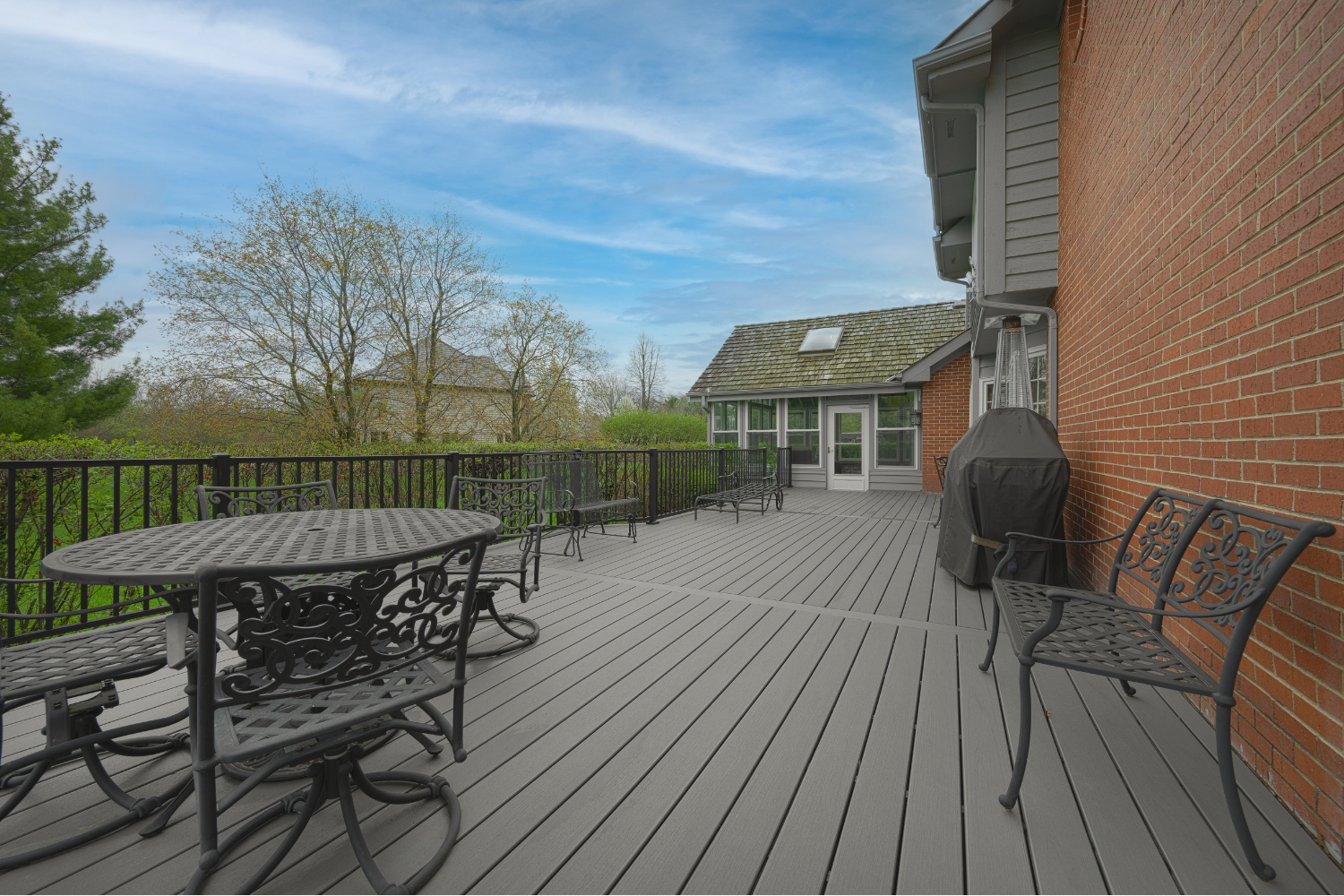 Long Grove Outdoor Deck Remodel 01