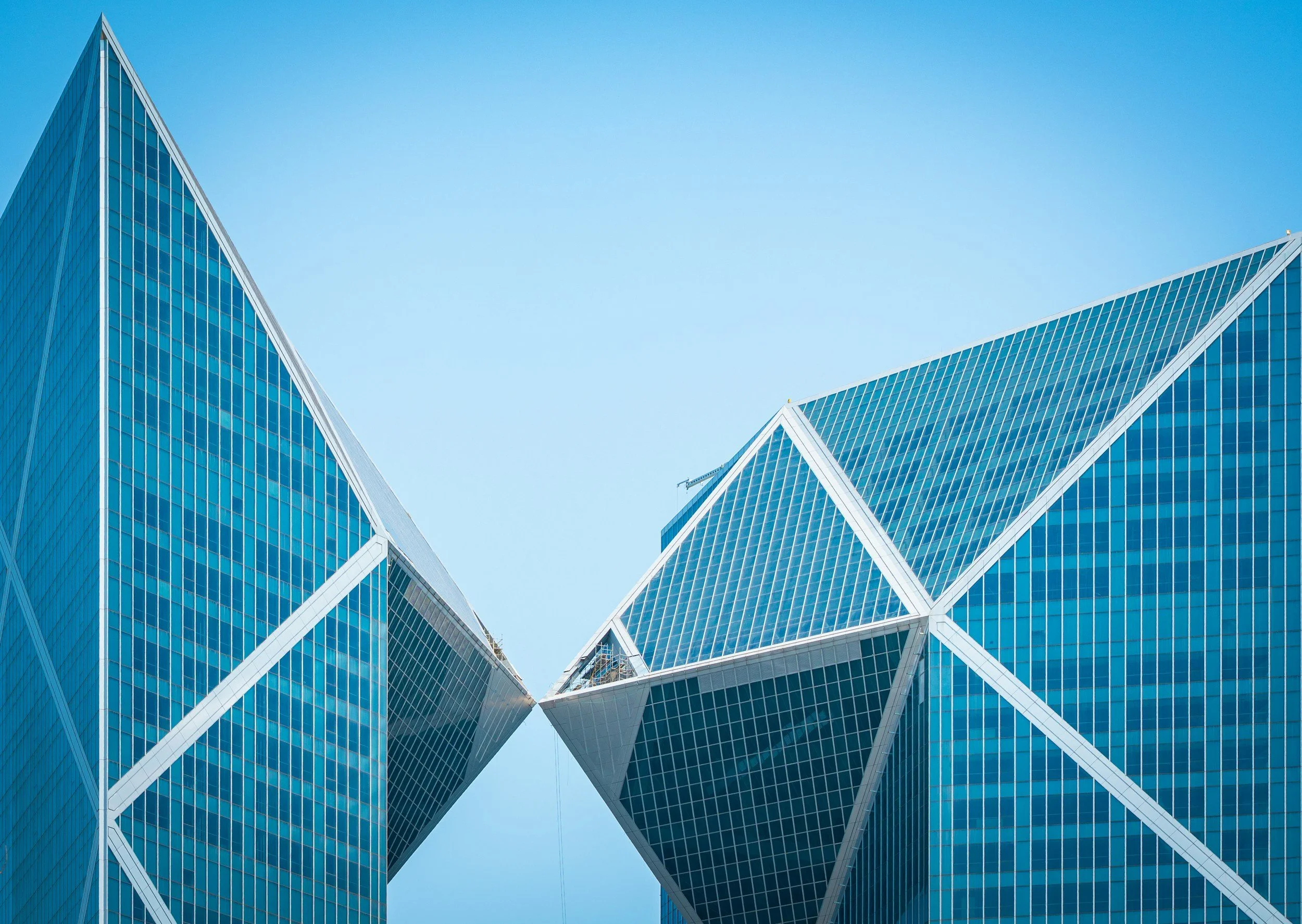 Poikkeamisluvat rakentamislaissa: poikkeamislupa, alueellinen poikkeaminen ja vähäinen poikkeaminen