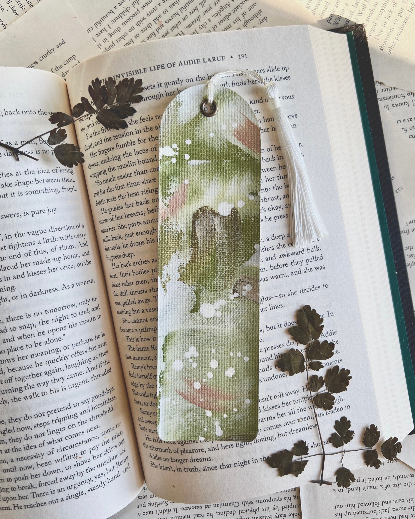 Bookmark Spring Meadow.jpg