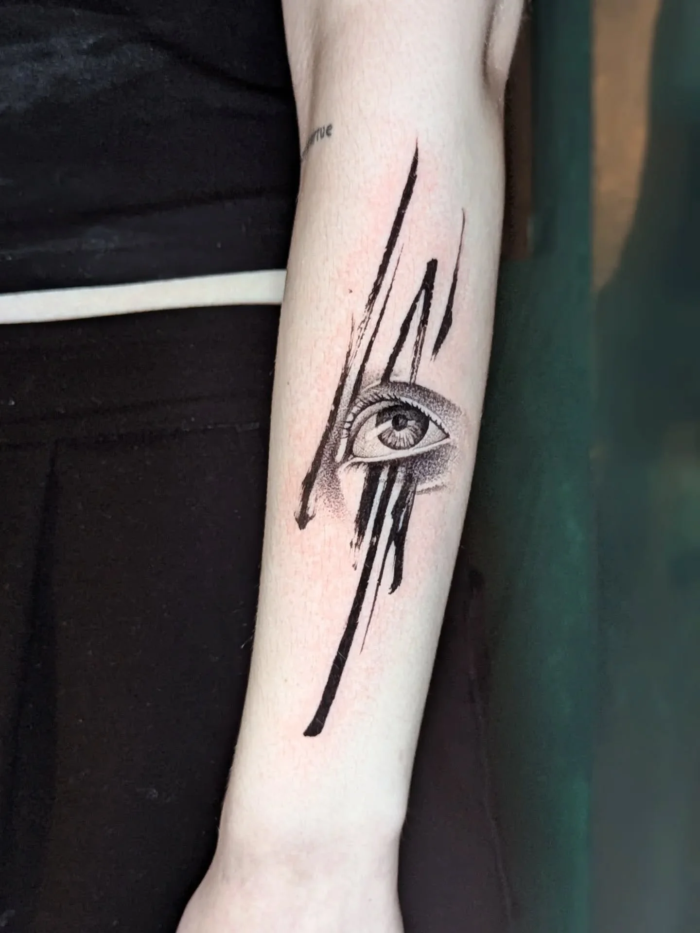 Something a little bit different, but I loved doing. Thank you Alice for your trust and super cool idea!

I'm booking for Stockholm right now, if you want a tattoo, my DMs are open ✨