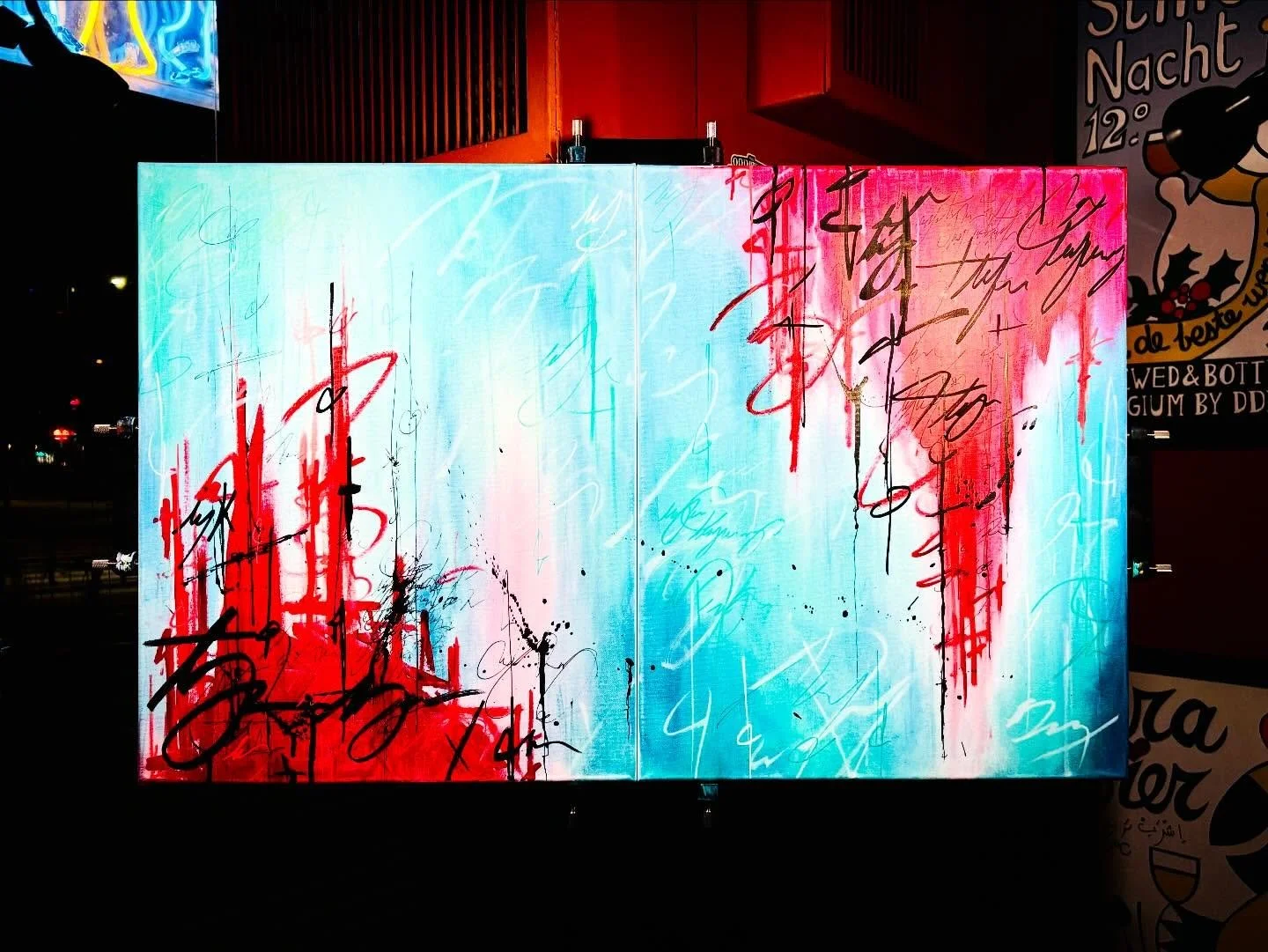Last night's live painting was another blast! Congrats to the winners - Angie and Frances! Thank you to everyone for coming out to have a great time, and to the @malthousetavern as always for having me!