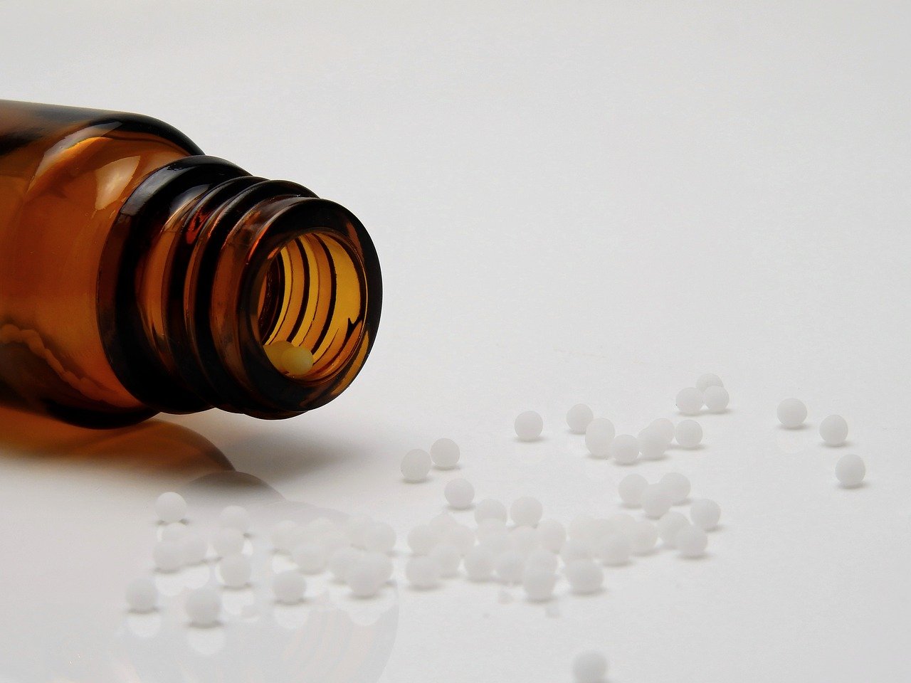 Is Homeopathy like Vaccination? Principles of Homeopathy