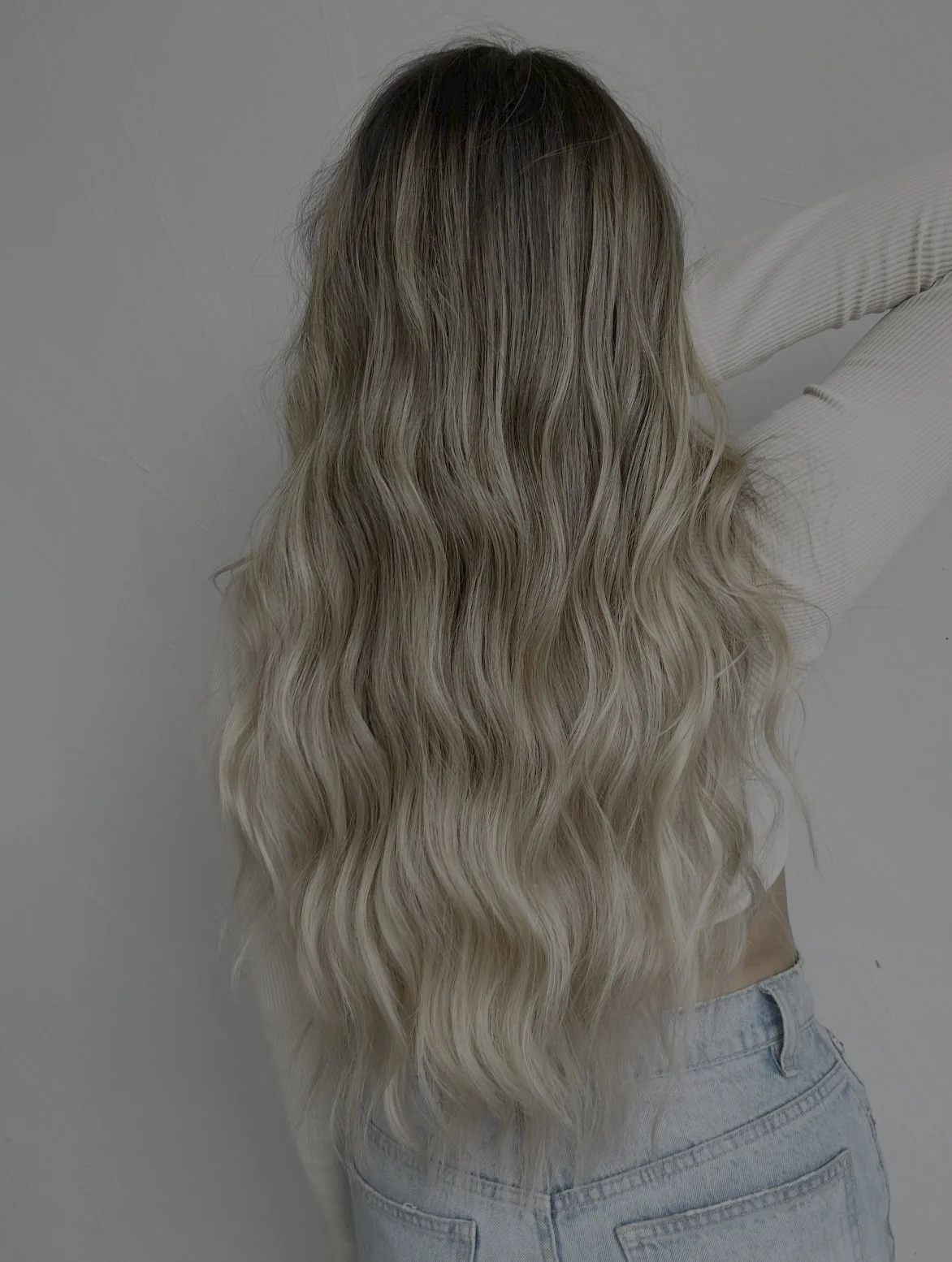 5 tips on How to grow out your hair