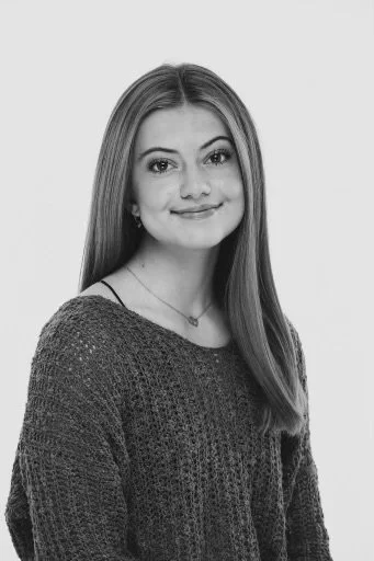 Denver hairstylist, Denver extension hairstylist, Denver blonding