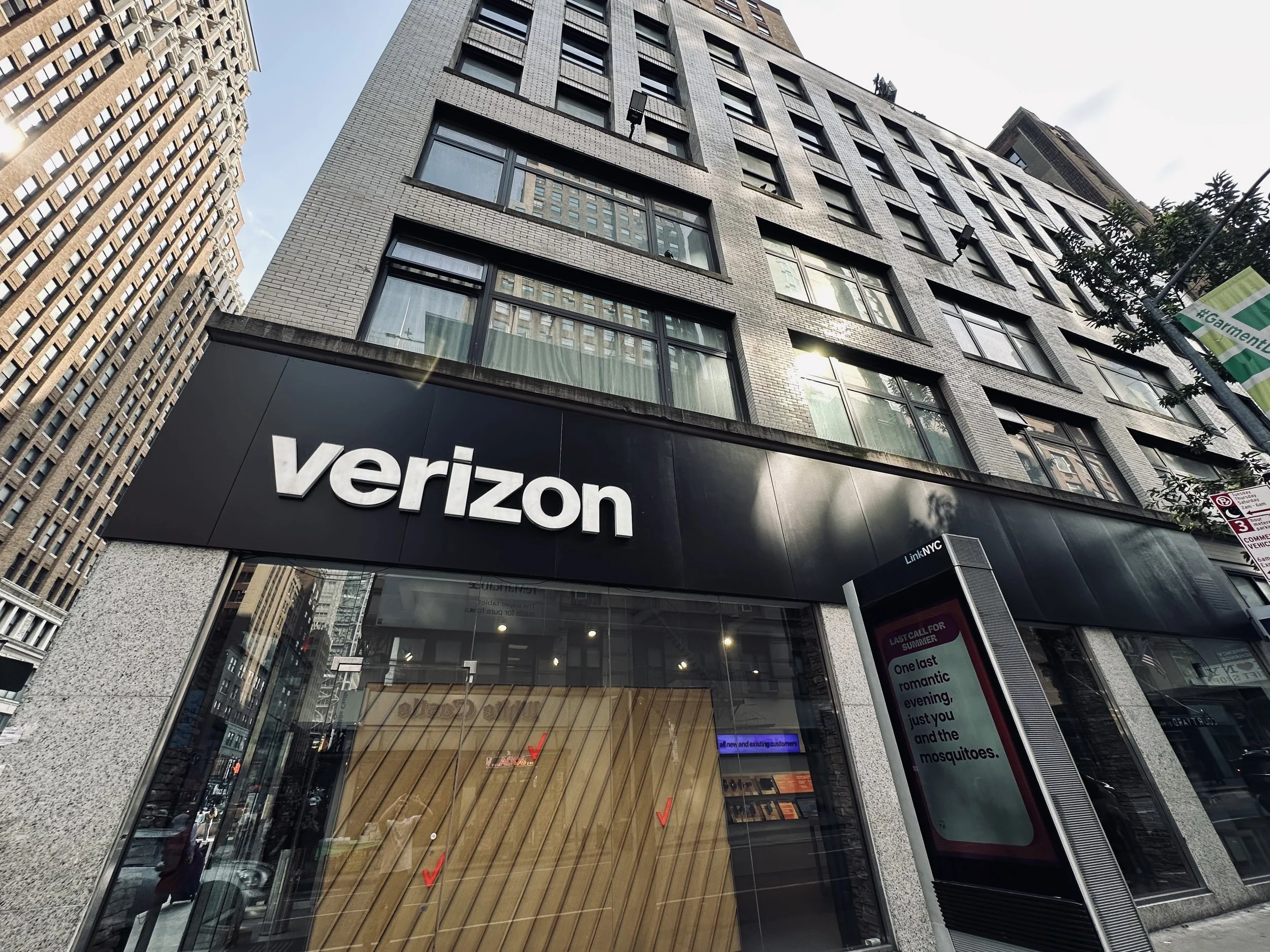 Commercial Sign Painters Long Island, New York