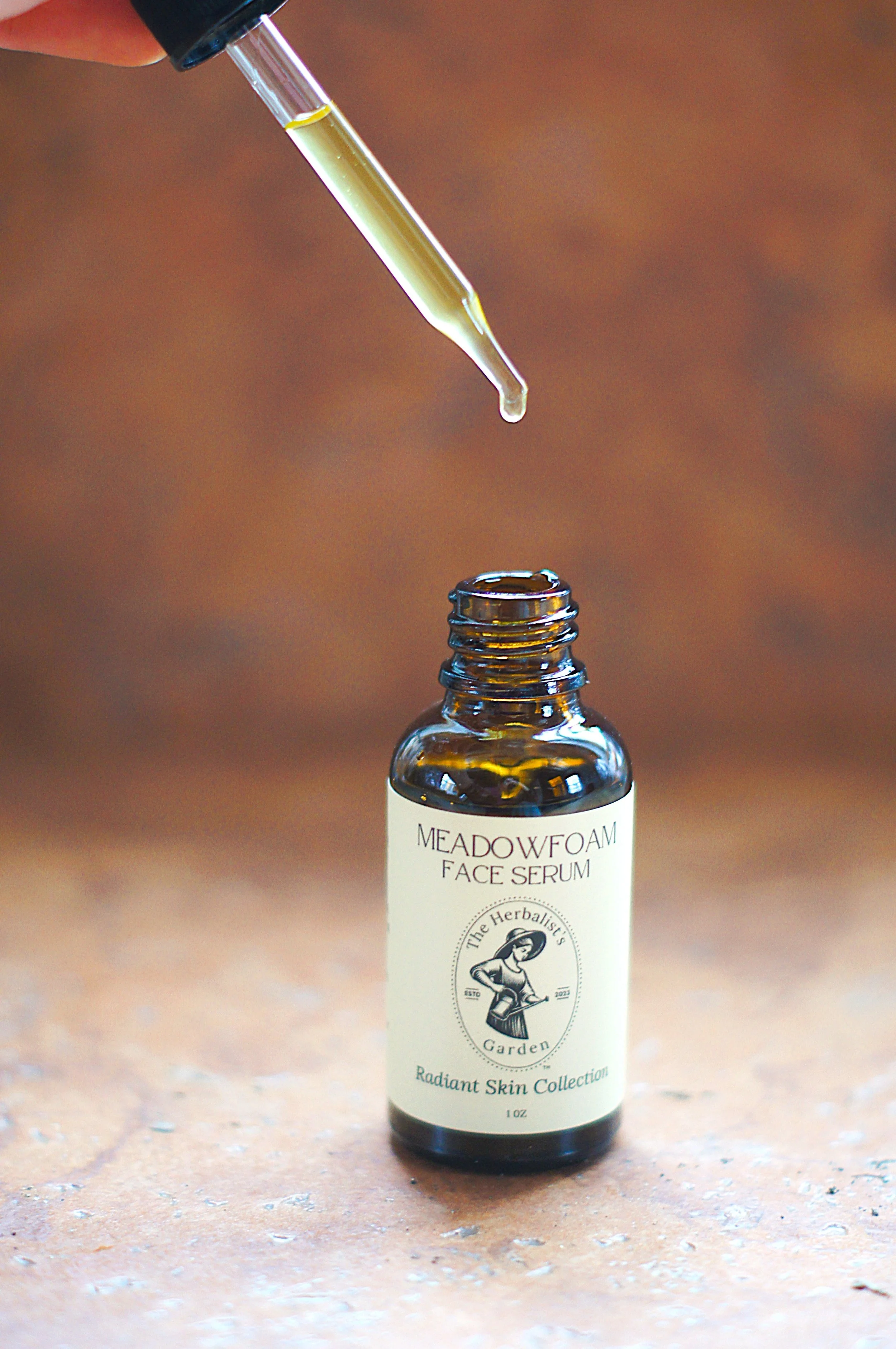 Meadowfoamserumdropper2.JPG