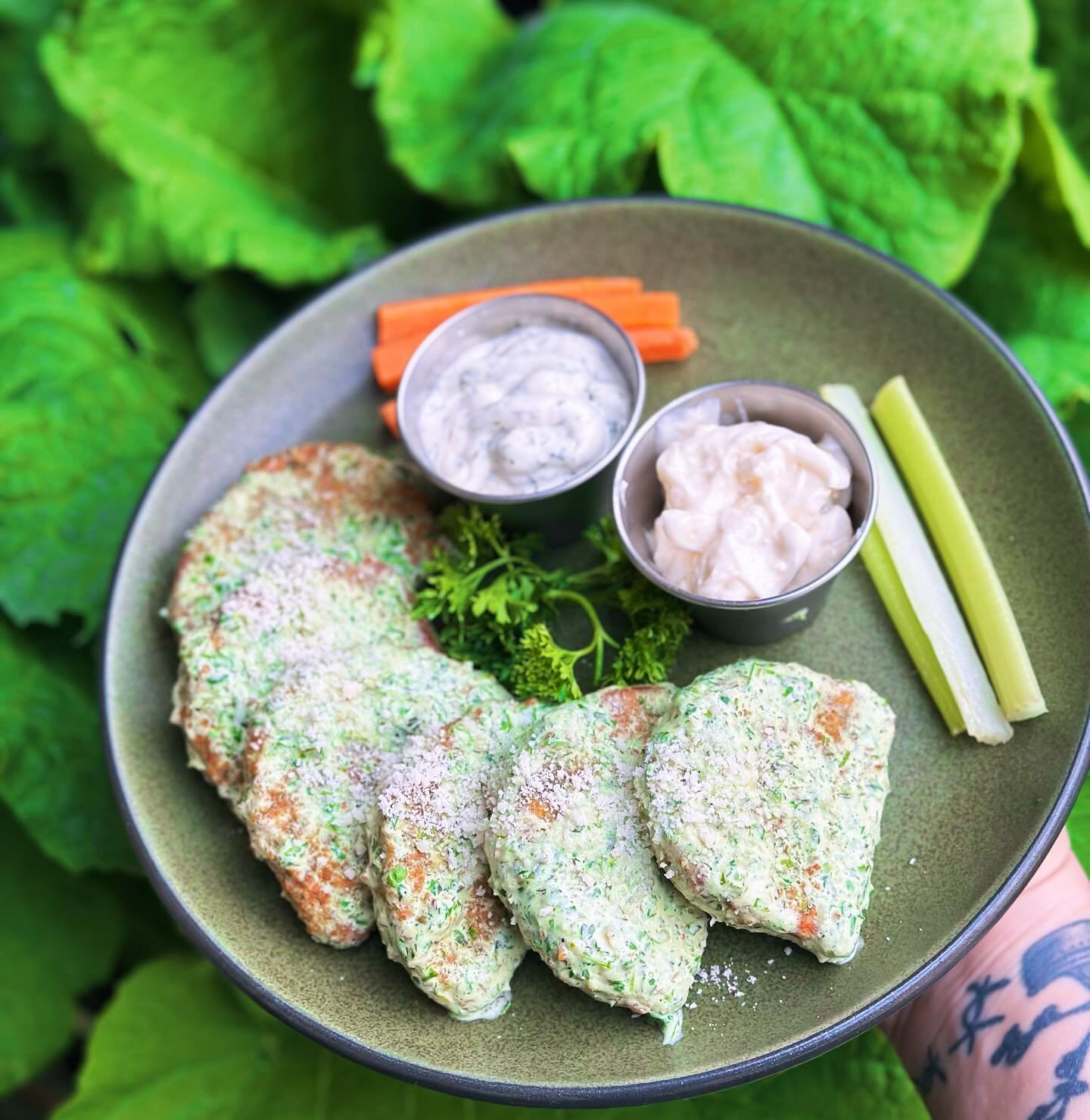 It&rsquo;s Wing Wednesday and that means a new flavor: Green Goddess Wings 

These seitan wings are tossed in a house made dressing with dill, cilantro, basil, parsley, chive, garlic, scallion the perfect colors for summer. Served with ranch or blue 