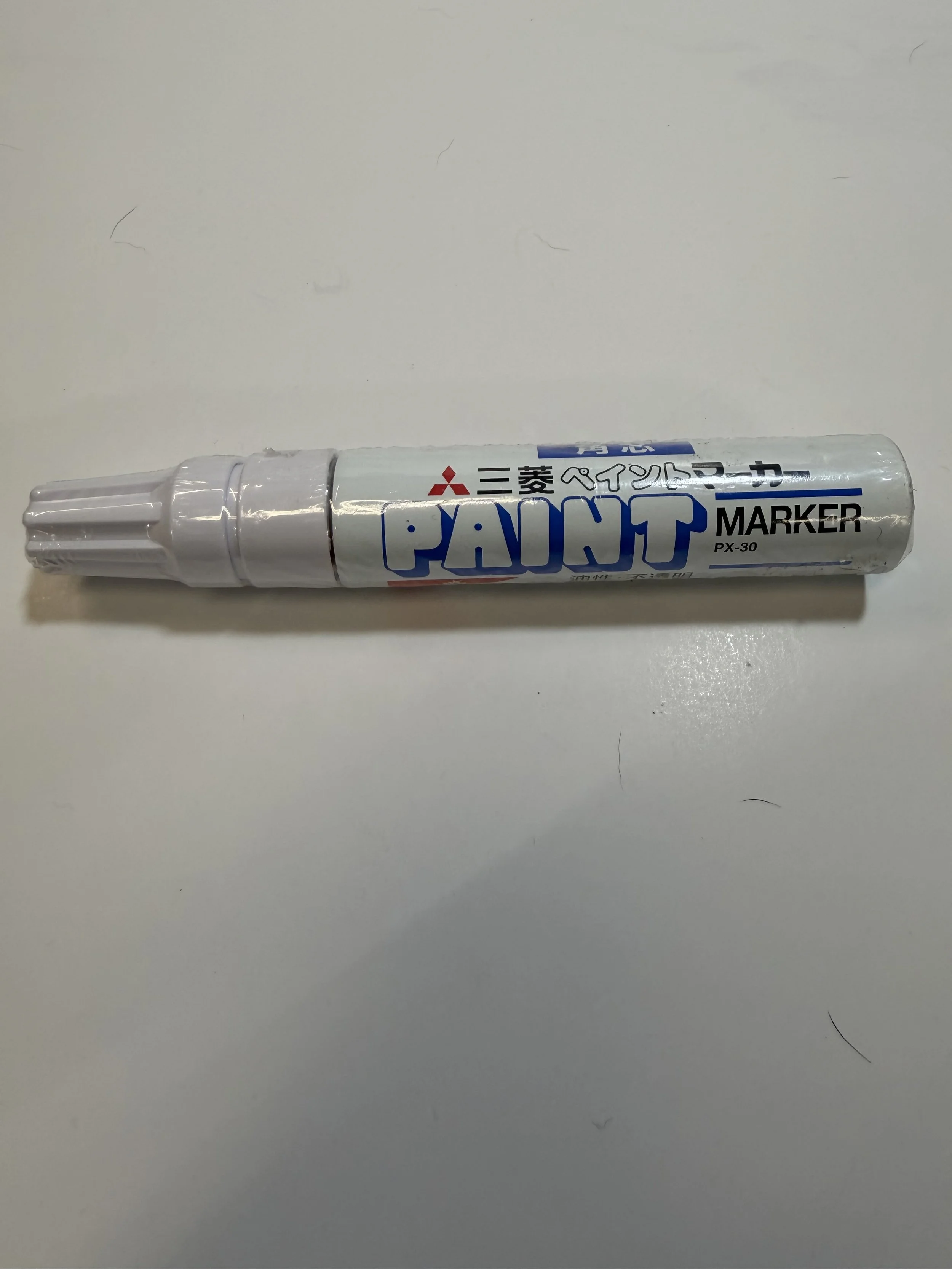Uni Paint PX-30 Chisel Tip Marker: White