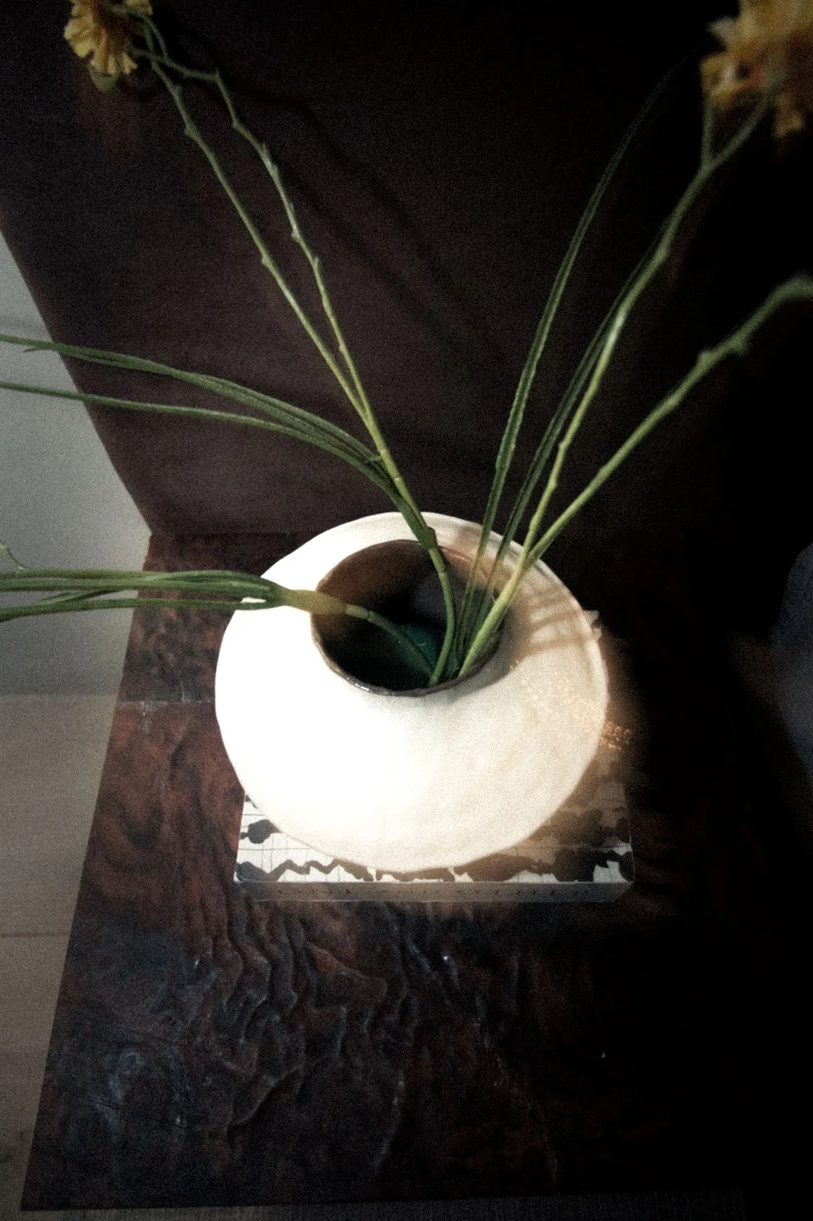 Vase iNTERIOR Design bedroom