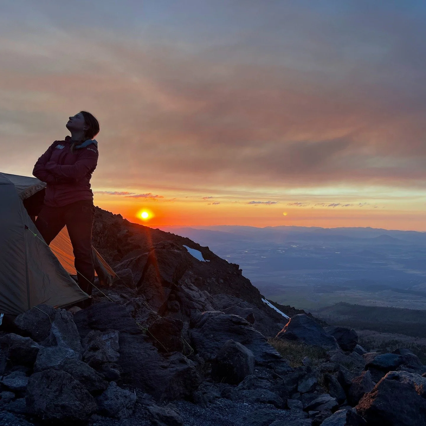 When is the best time to climb Mt. Shasta? Find the answer in this week's newsletter and on our website: link in bio

It's time to plan for 2026 and to announce our new program: Mt. Shasta Basecamp Treks. There's always something fun to experience on
