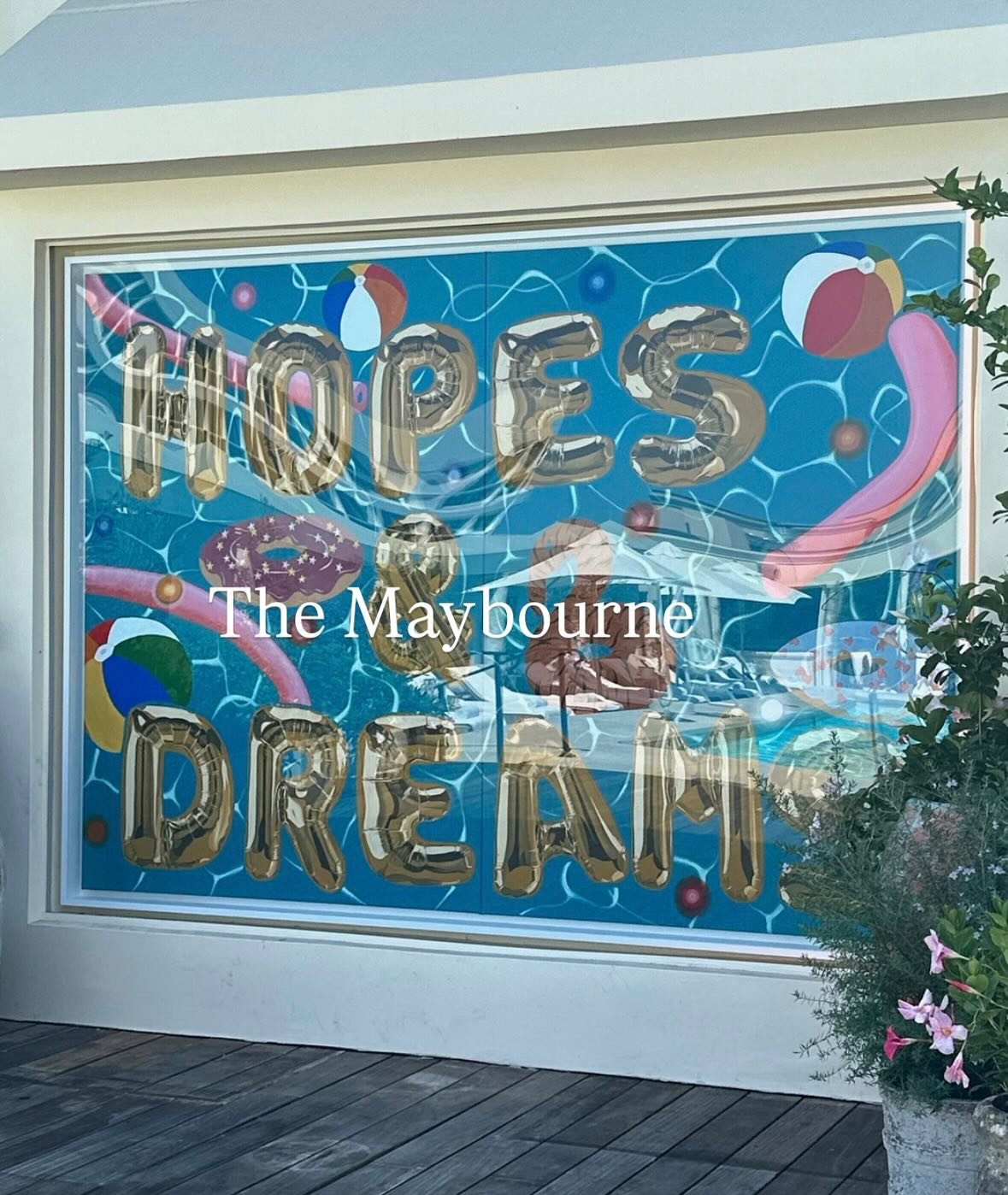 With everything going on in the world, this Hopes and Dreams piece by @joelmesler at the @themaybournebh brought a smile to my face.   Highlights of the hotel included the wonderful art pieces as well as the gym. I especially loved the beautiful leat