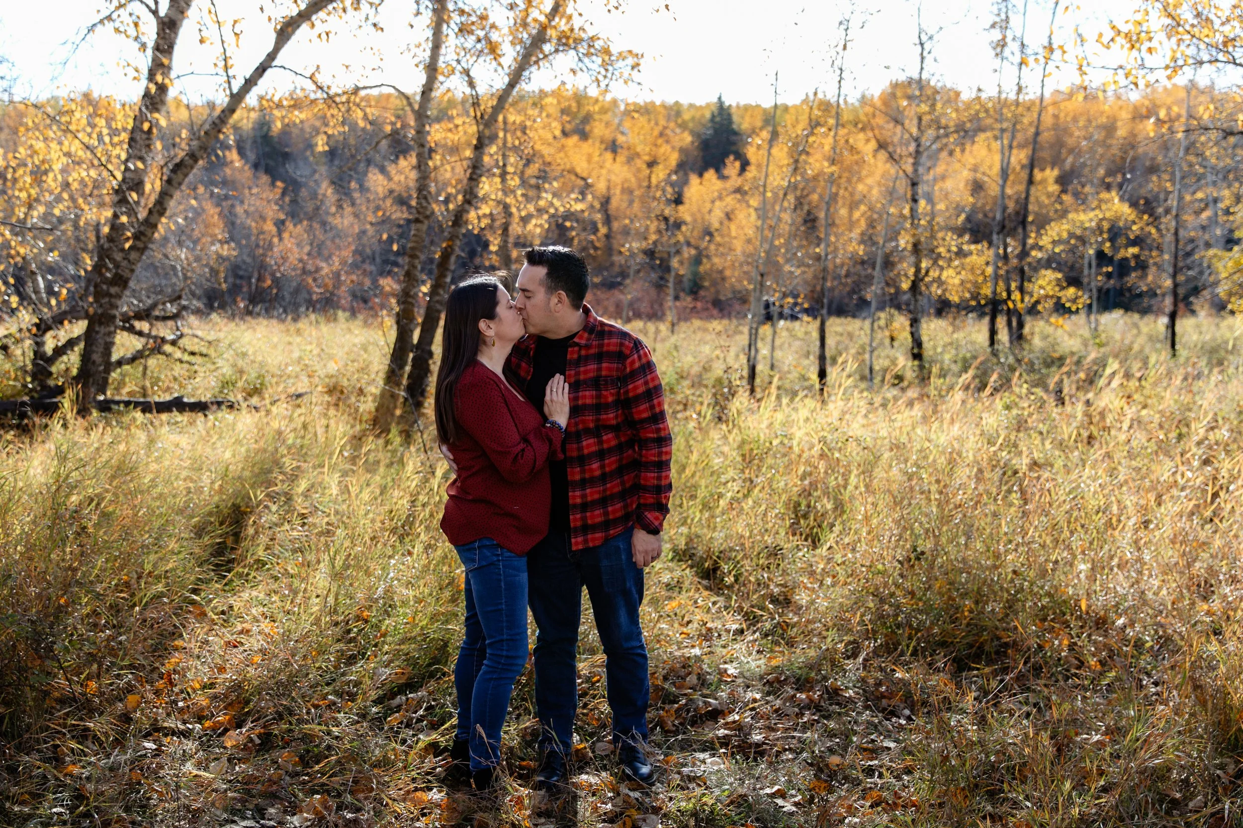 Family fall photography session at Fish Creek Provincial Park in Calgary
