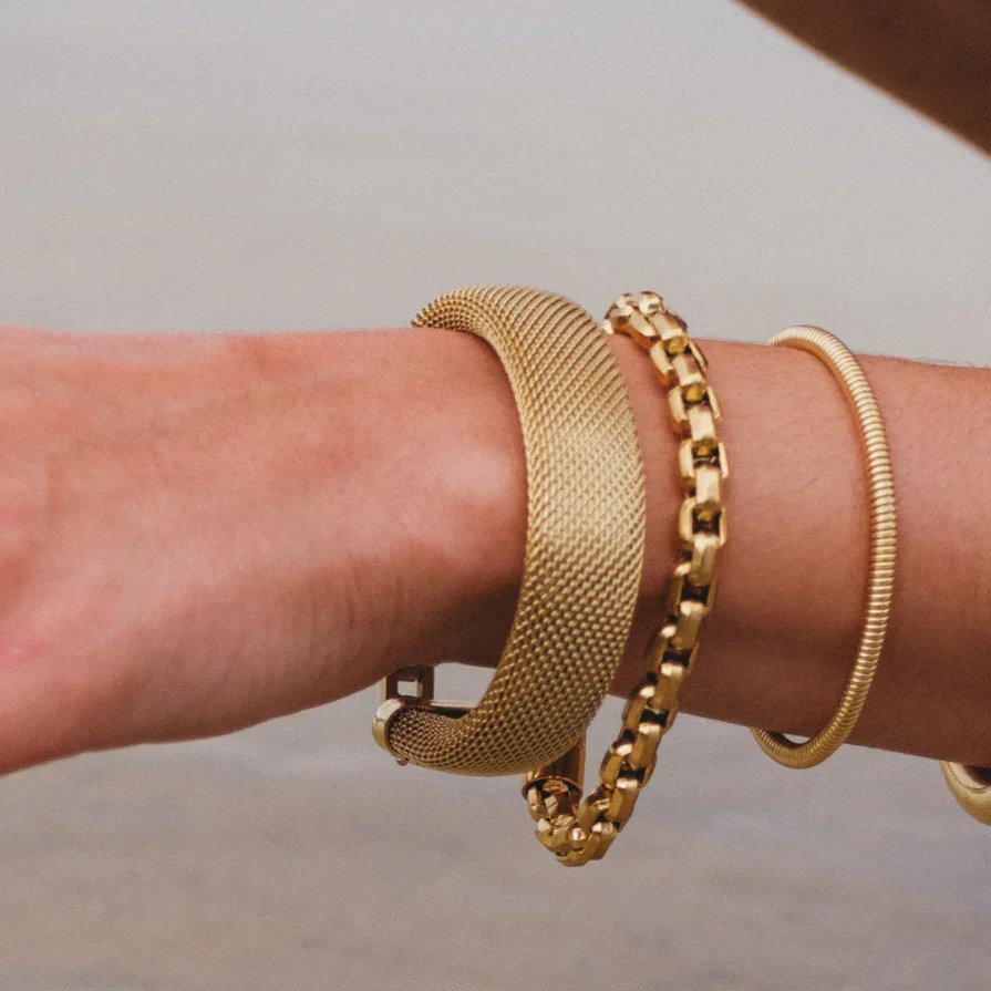 Chic Link Bangle Bracelet 2.webp