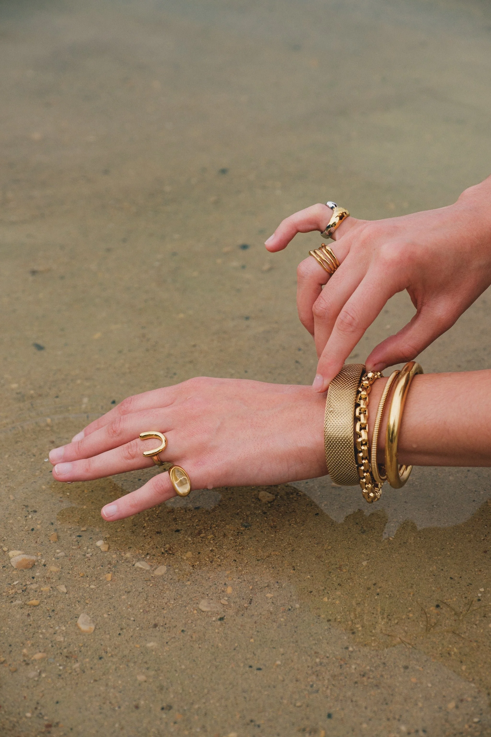 Chic Link Bangle Bracelet 3.jpg