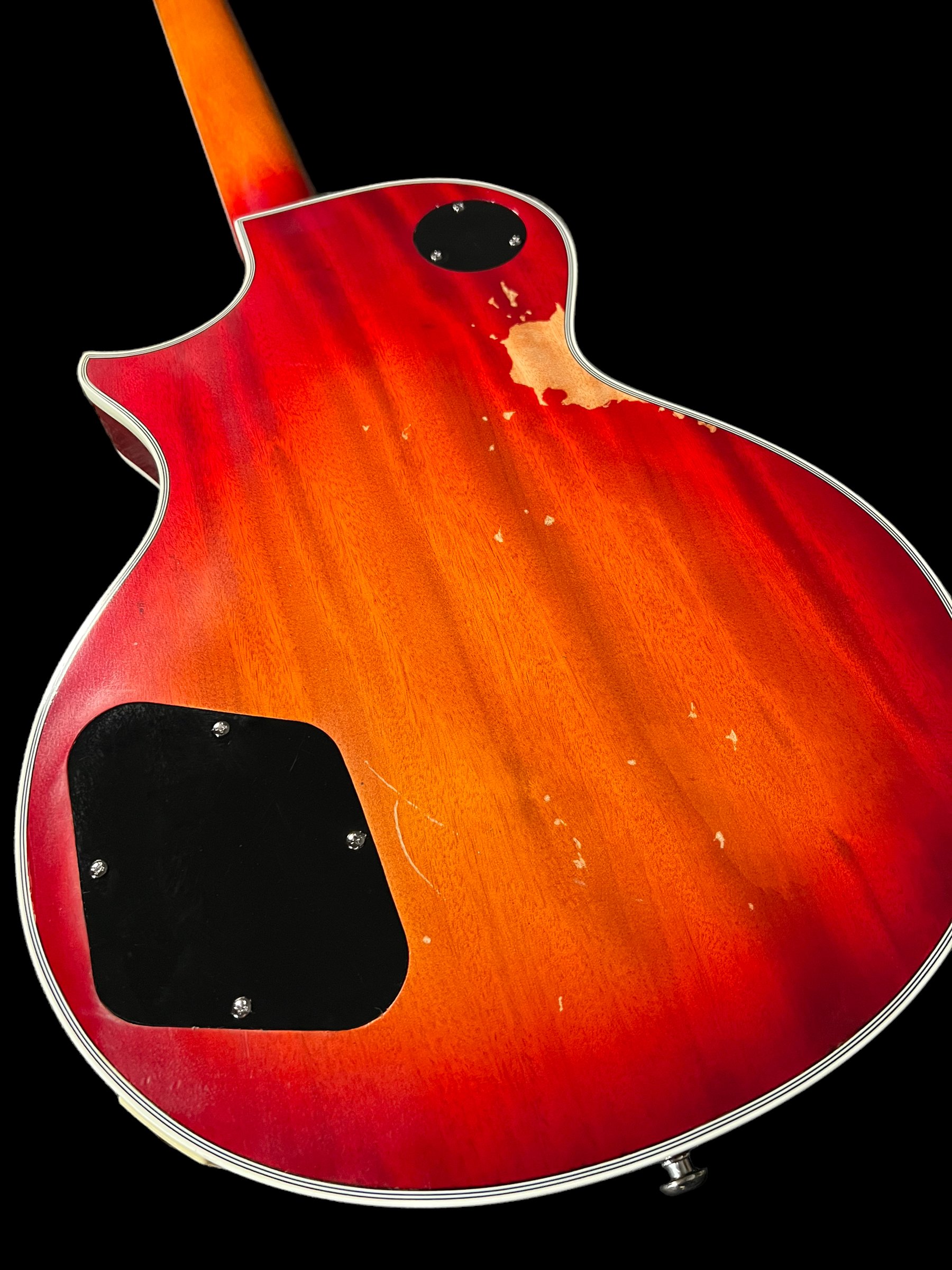 10S Guitars - Les Paul Heavy Relic 6.jpg