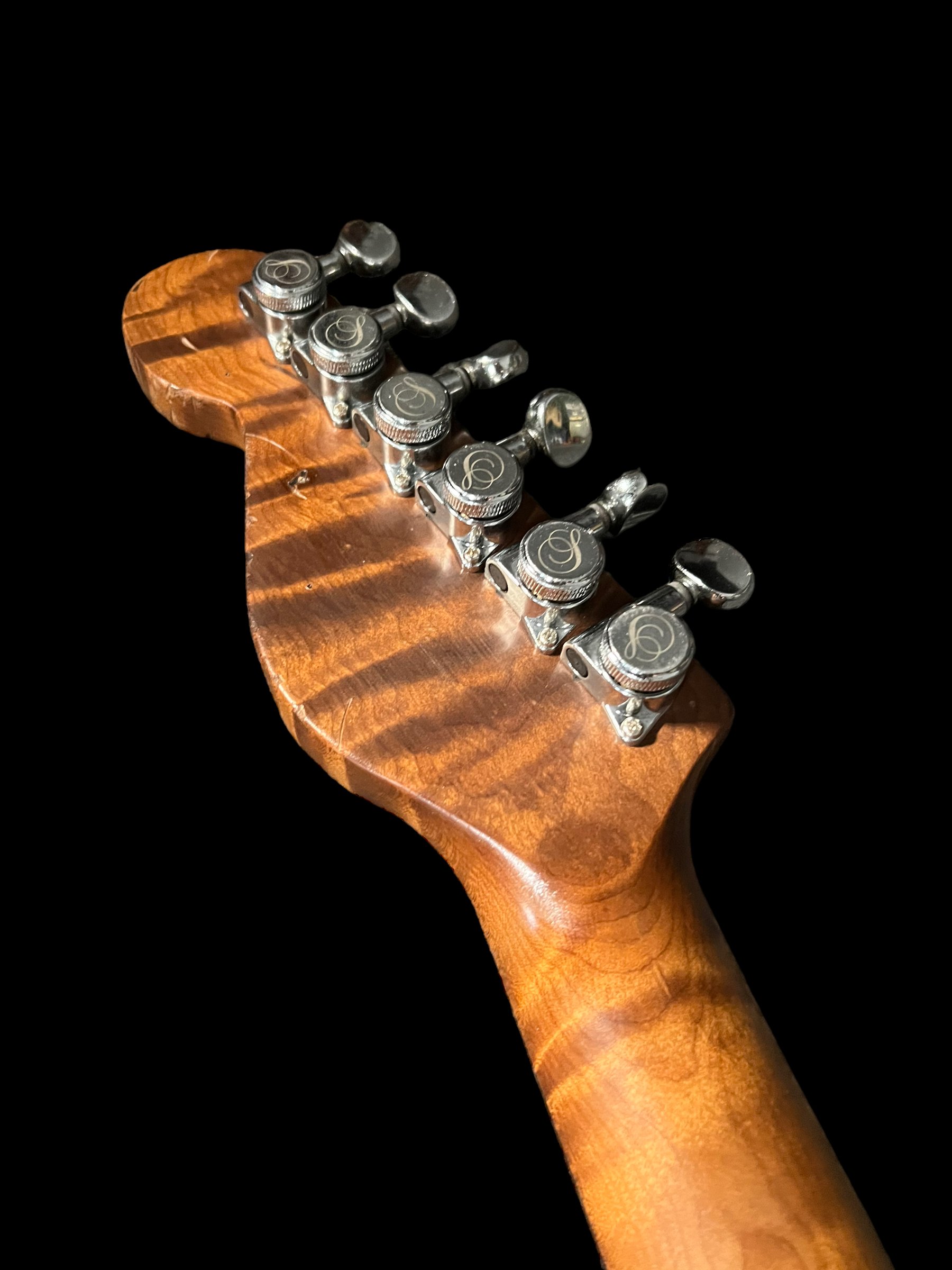 10S Guitars - HSS Strat Sunburst Heavy Relic 8.jpg