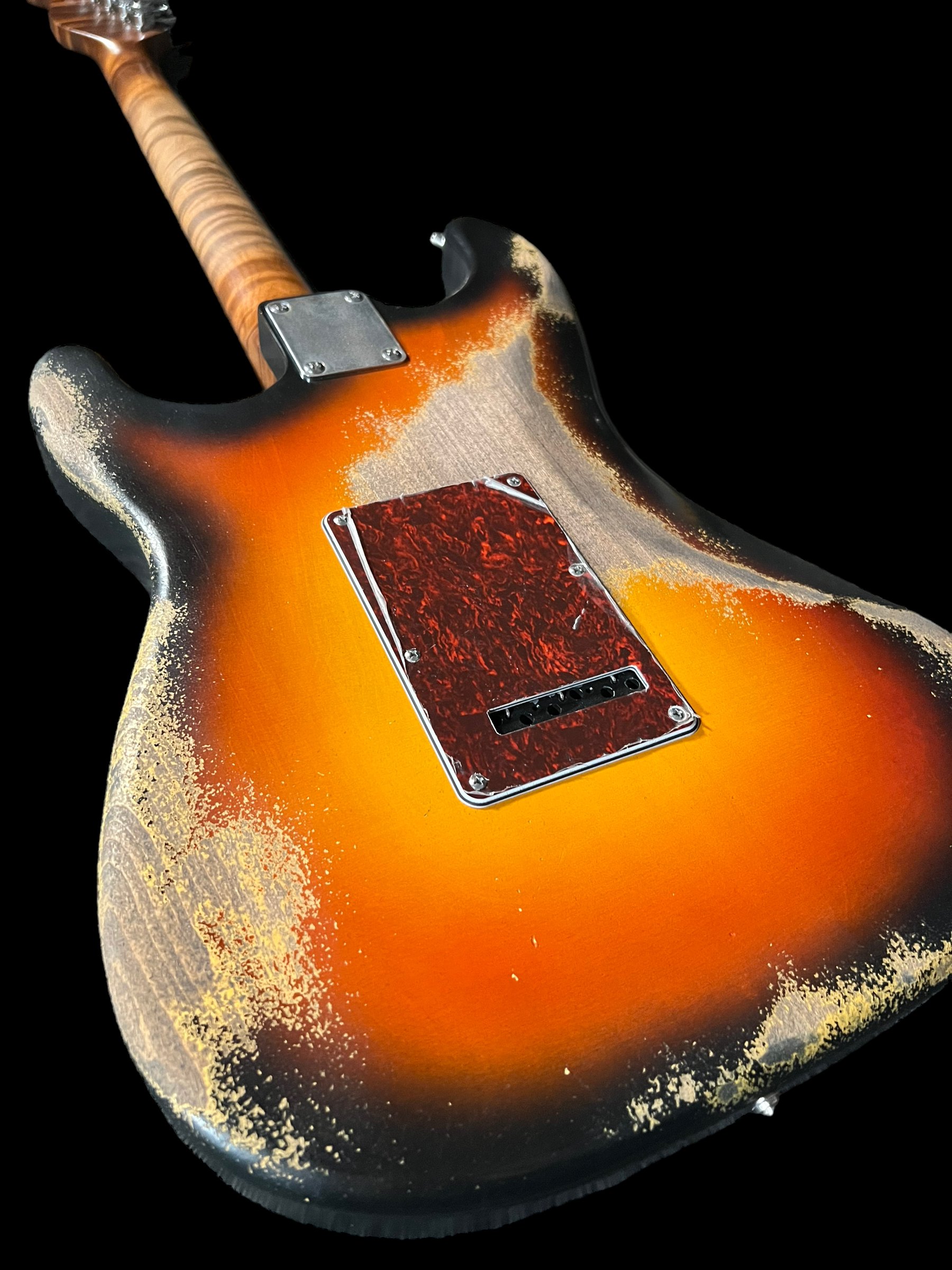 10S Guitars - HSS Strat Sunburst Heavy Relic 7.jpg