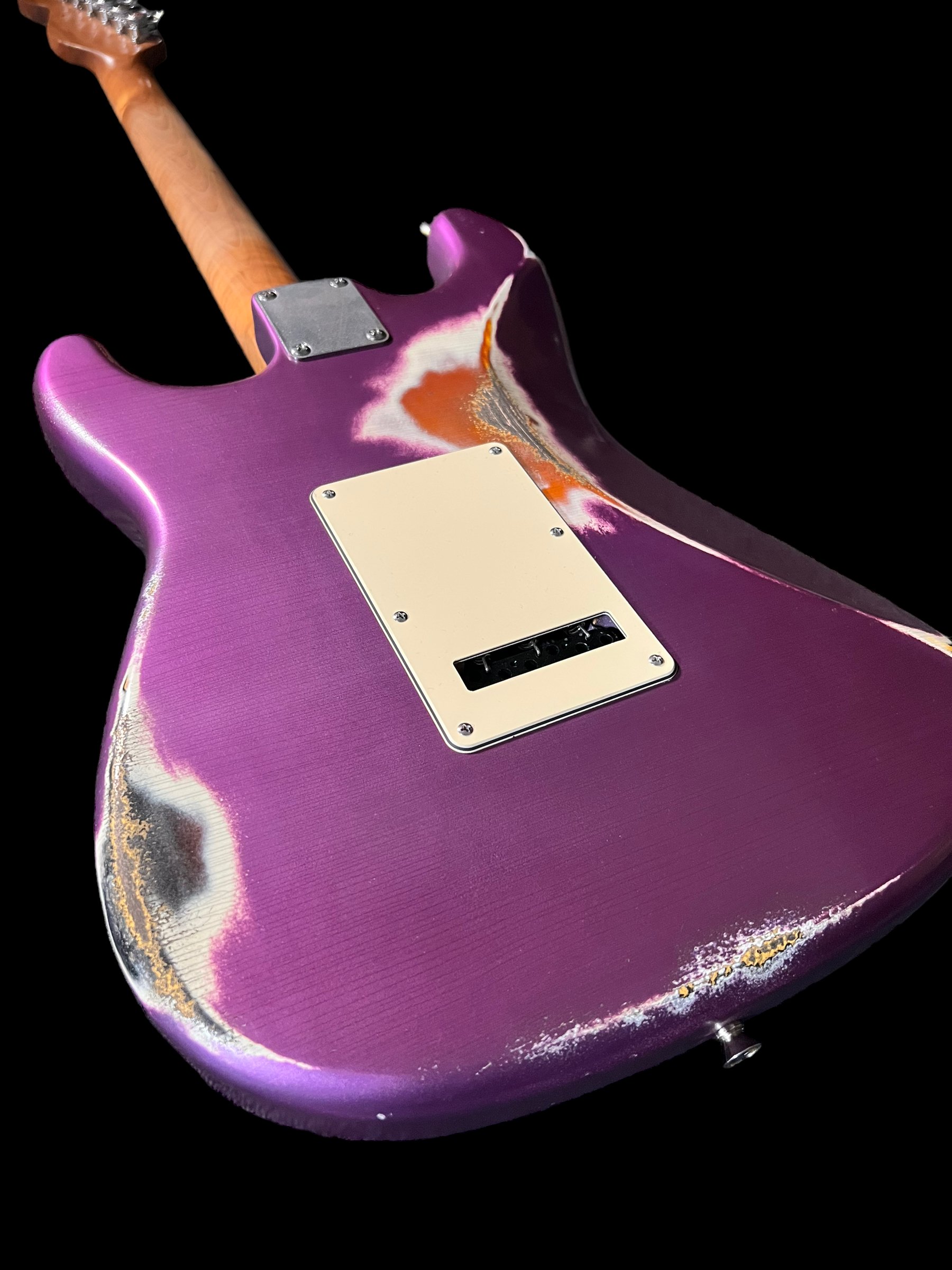10S Guitars - HSS Strat Purple Over Sunburst Relic 7.JPG