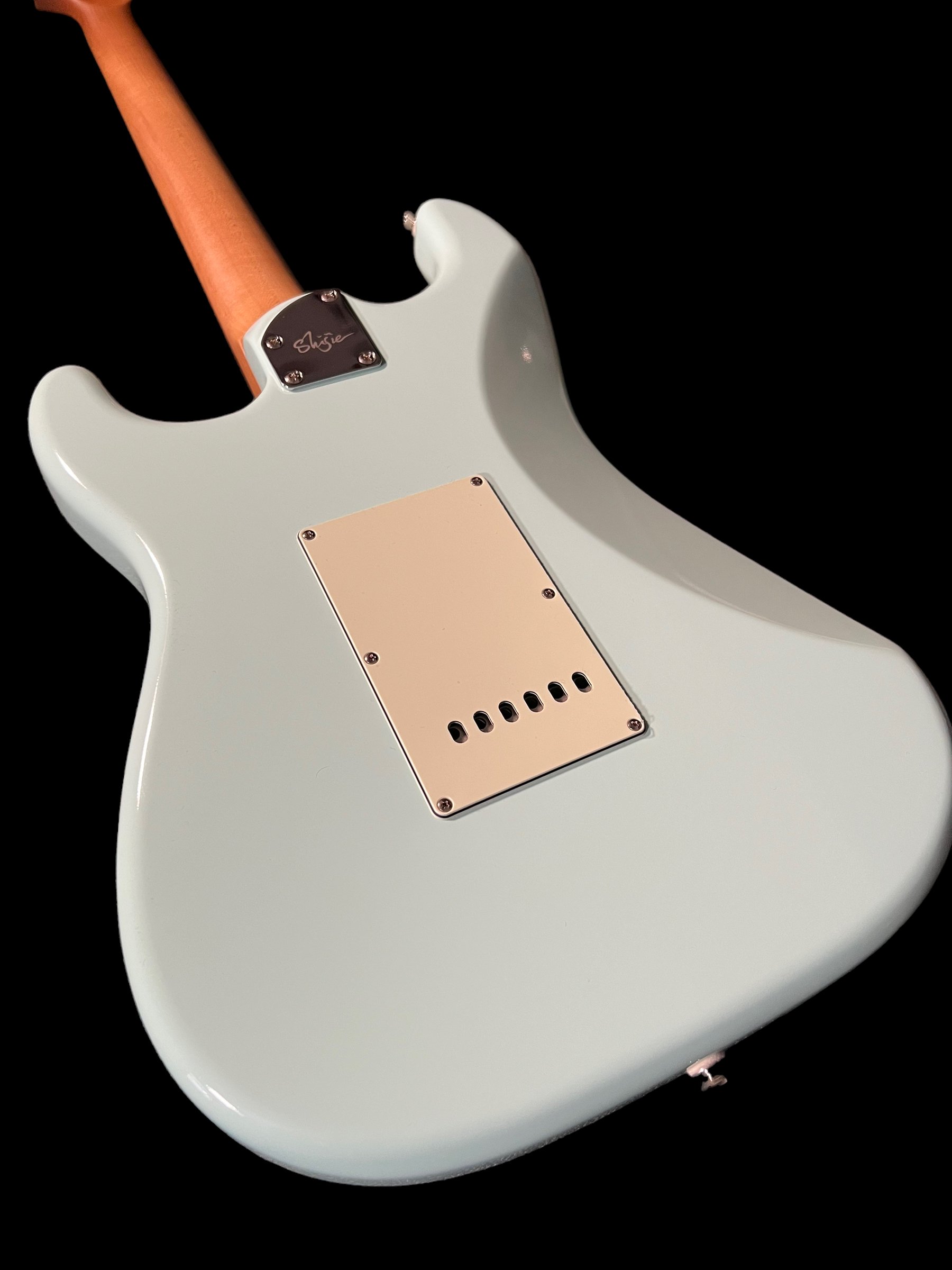 Shijie Guitars - 2023 STE Pro Nitro Blue 6.JPG
