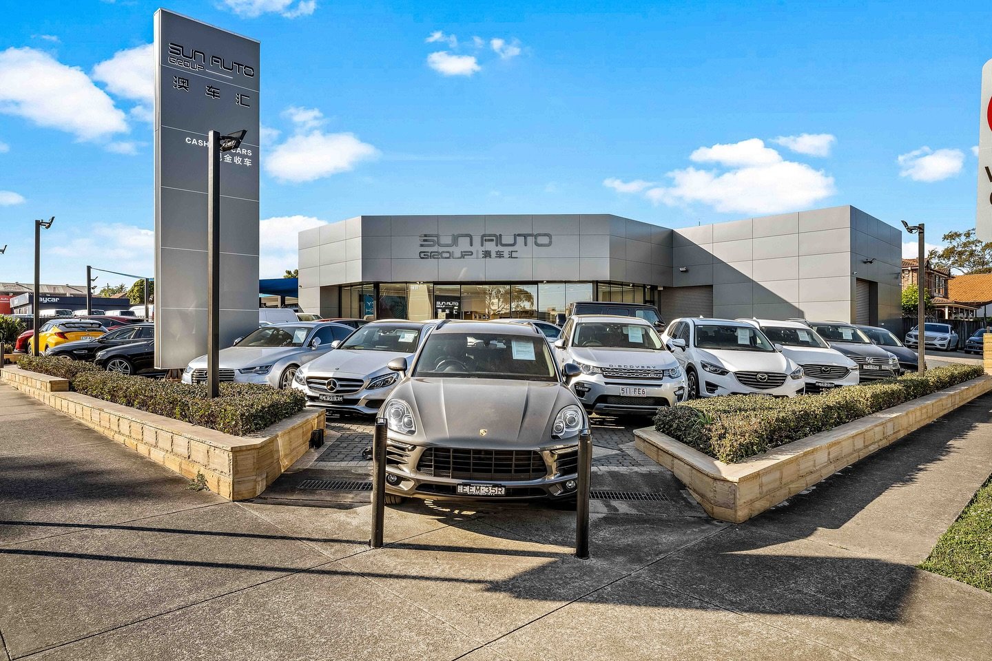 Completed Project | Croydon, Sydney

Design and construction with @rg_architecturaldesign 

Photographer - @wearepoolparty 

.

.

.

.

#schenk #construction #architecture #design #building #exterior #newbuild #home #builder #interior #commerical #c