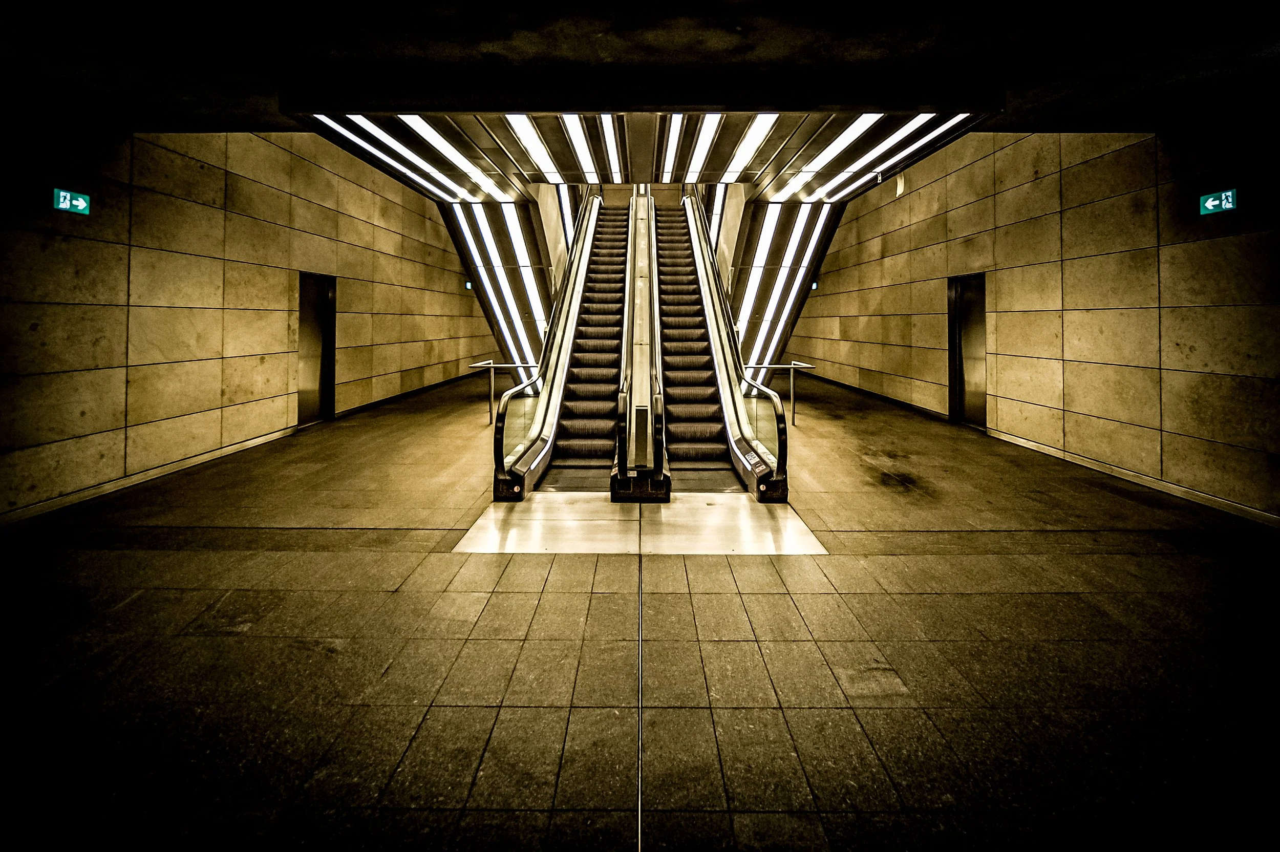2021-10-17-Fotograf©RenatoManzionna-KøbenhavnsMetro-MarmorKirken-02.jpg