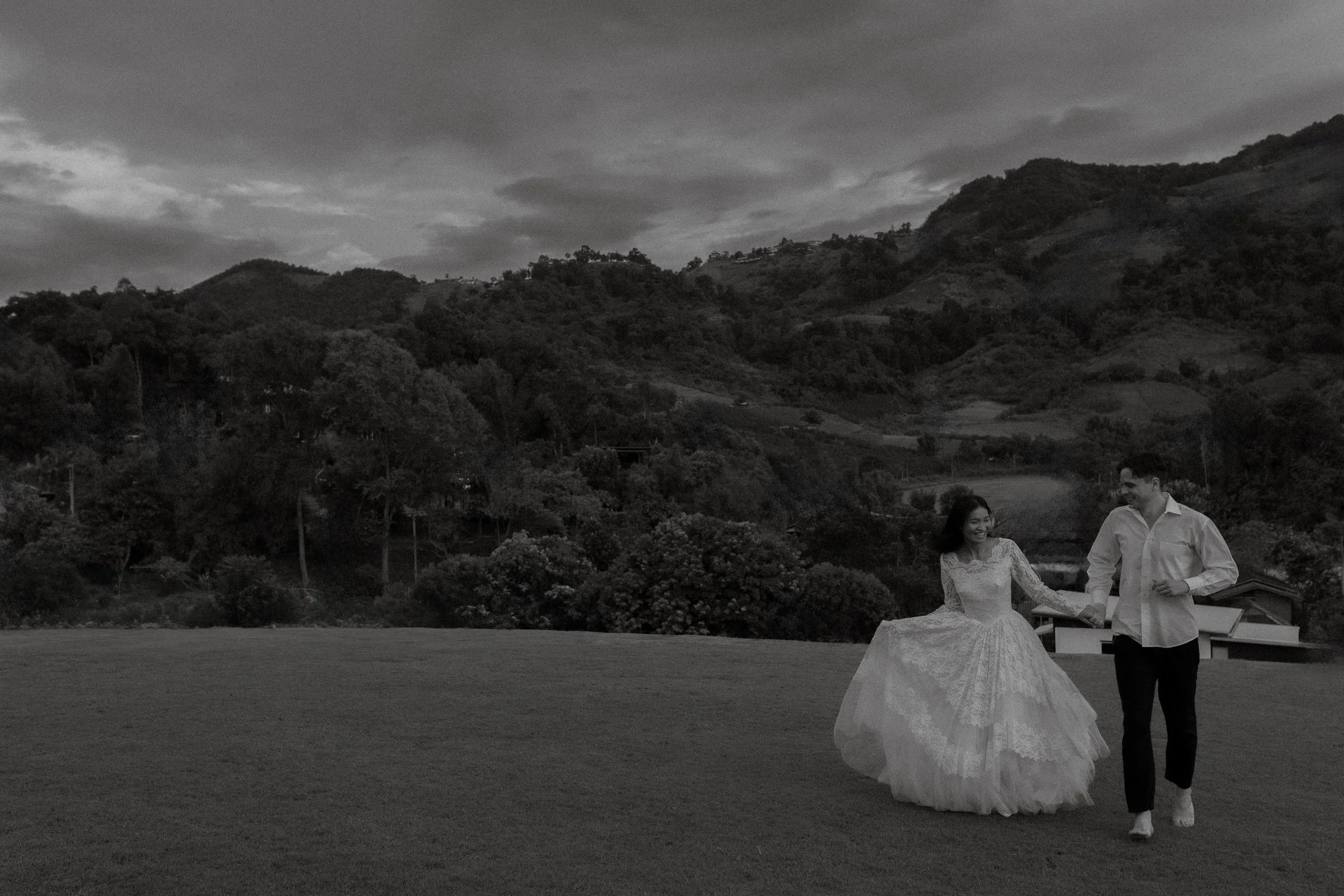 vintage wedding dress photo Chiang Mai