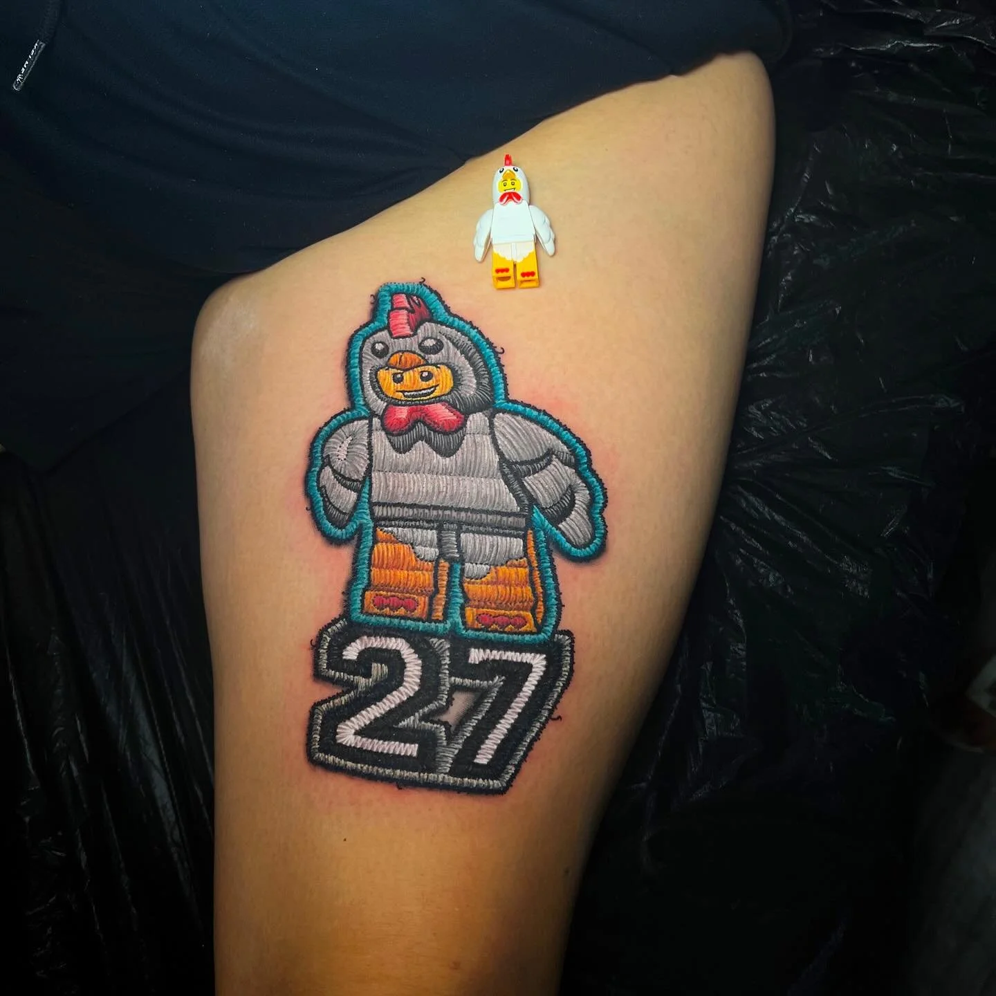 🐔

sponsors: 

@fkirons 
@kwadron 
@killerinktattoo 
@radiantcolorsink 
@balm_tattoo 

#patchtattoo #embroiderytattoo #tattoo #tatuagem #tatuaje #radiantcolorsink #fkirons #kwadron #balmtattoo