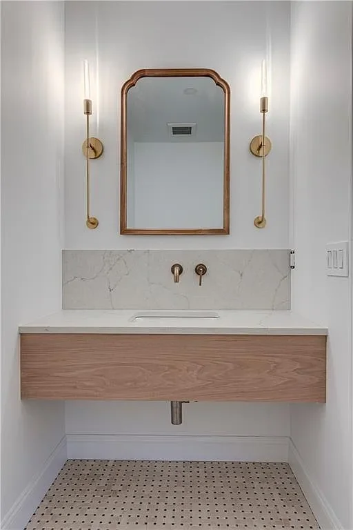 WC.webp