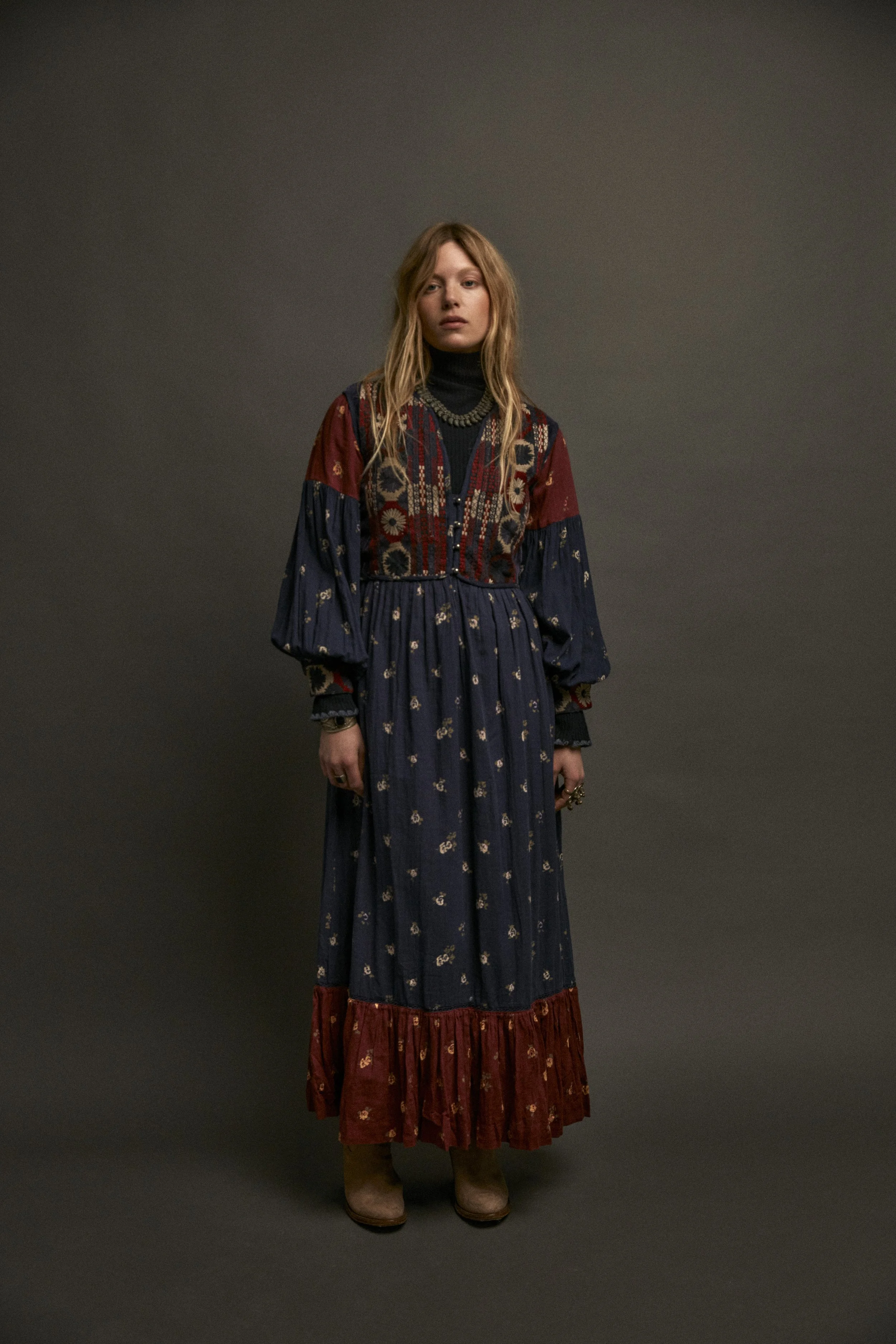 MAISON HOTEL - LOOKBOOK FW2025-26_DAY2_007_0609.jpg