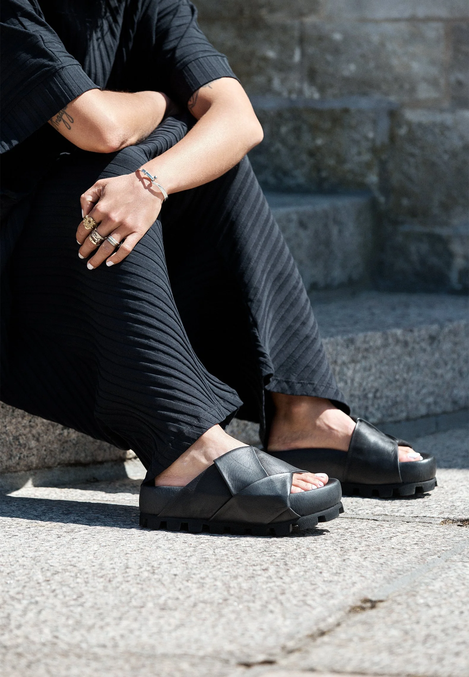 Lofina_Sort-Aarhus_ss2026_4433.jpg