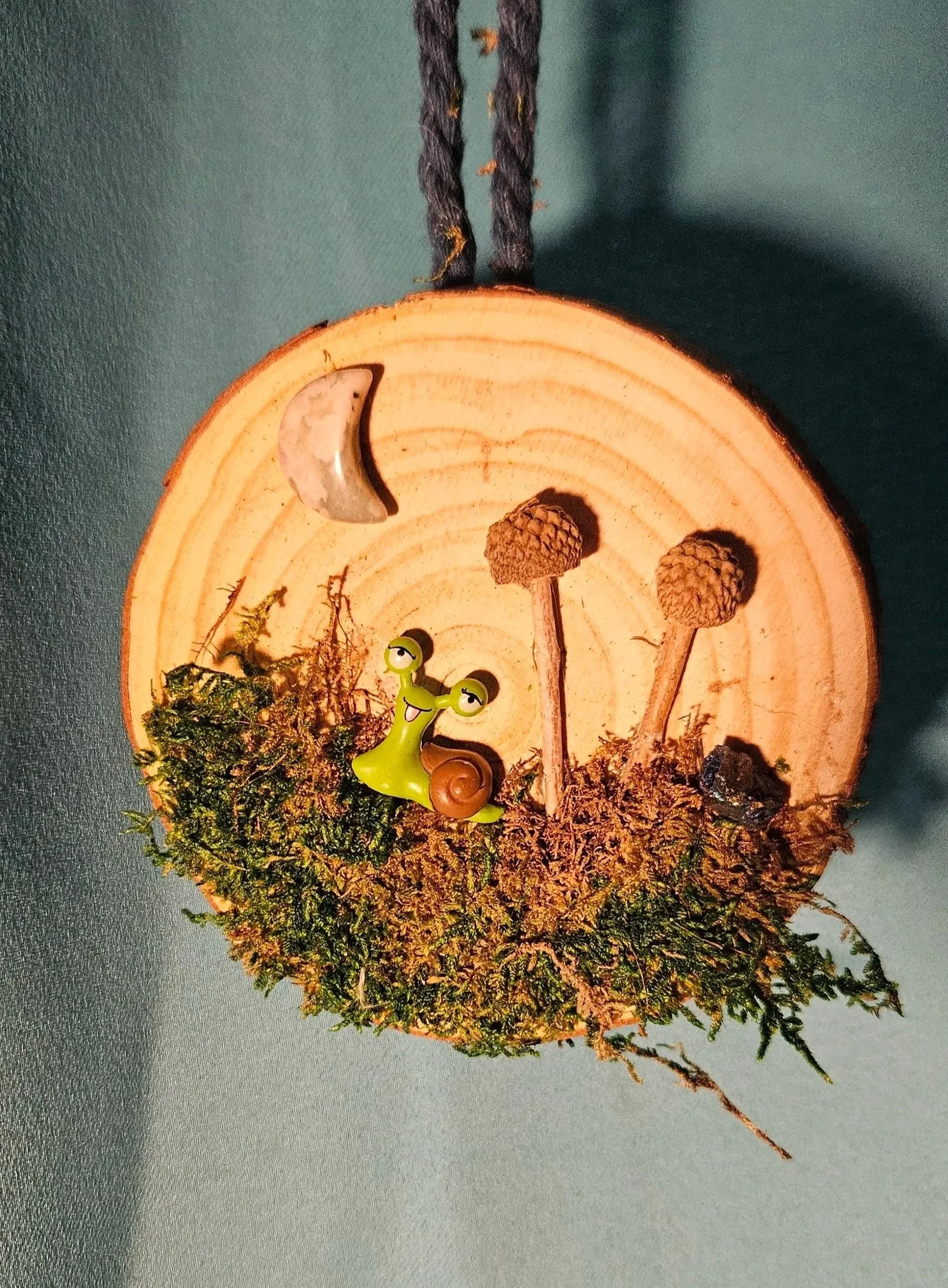 Wood Slice Nature Scene Hanging