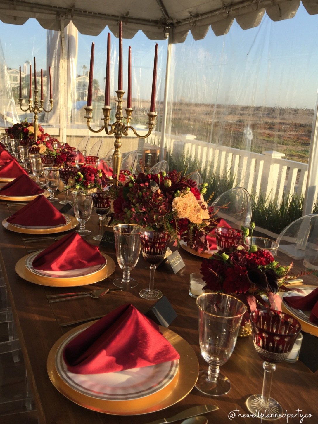 Beach Thanksgiving Table