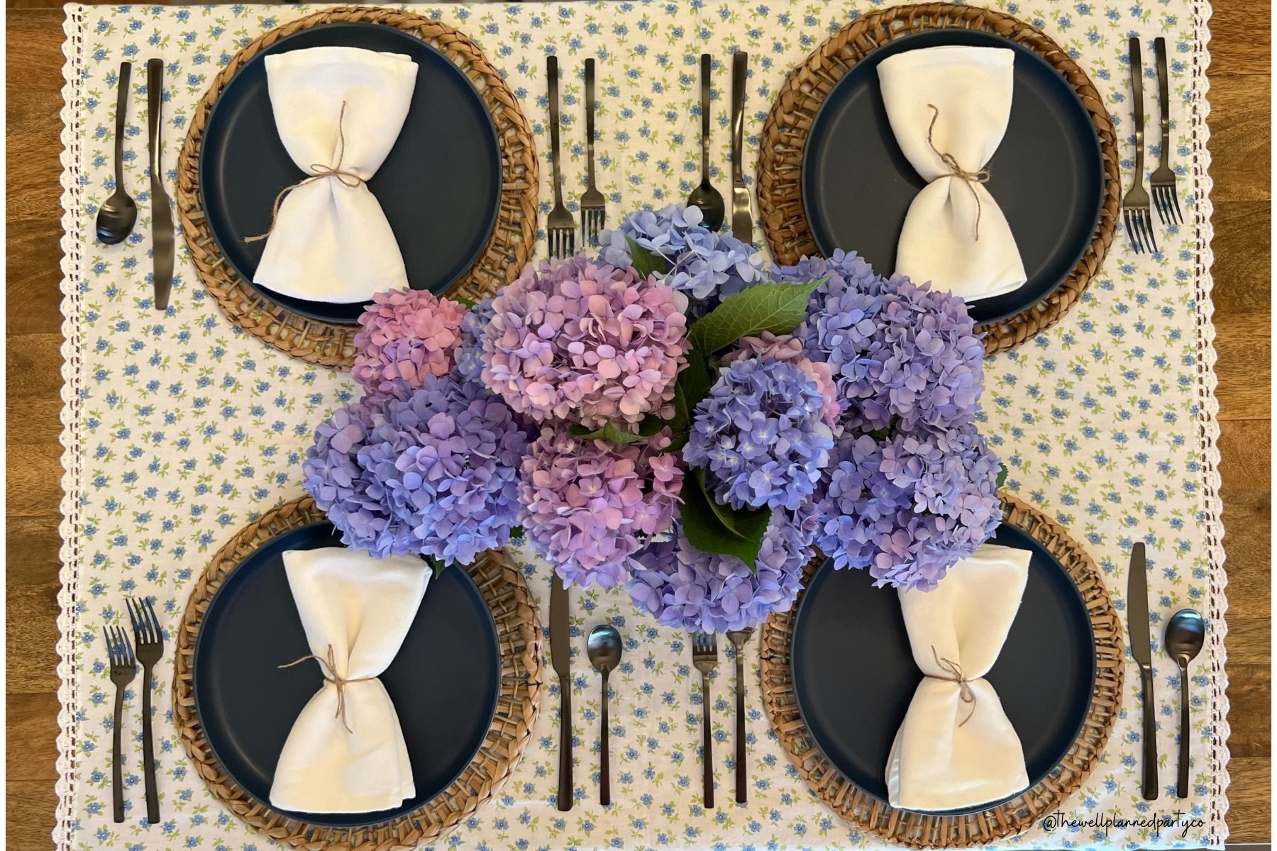 summer+table+2.jpg