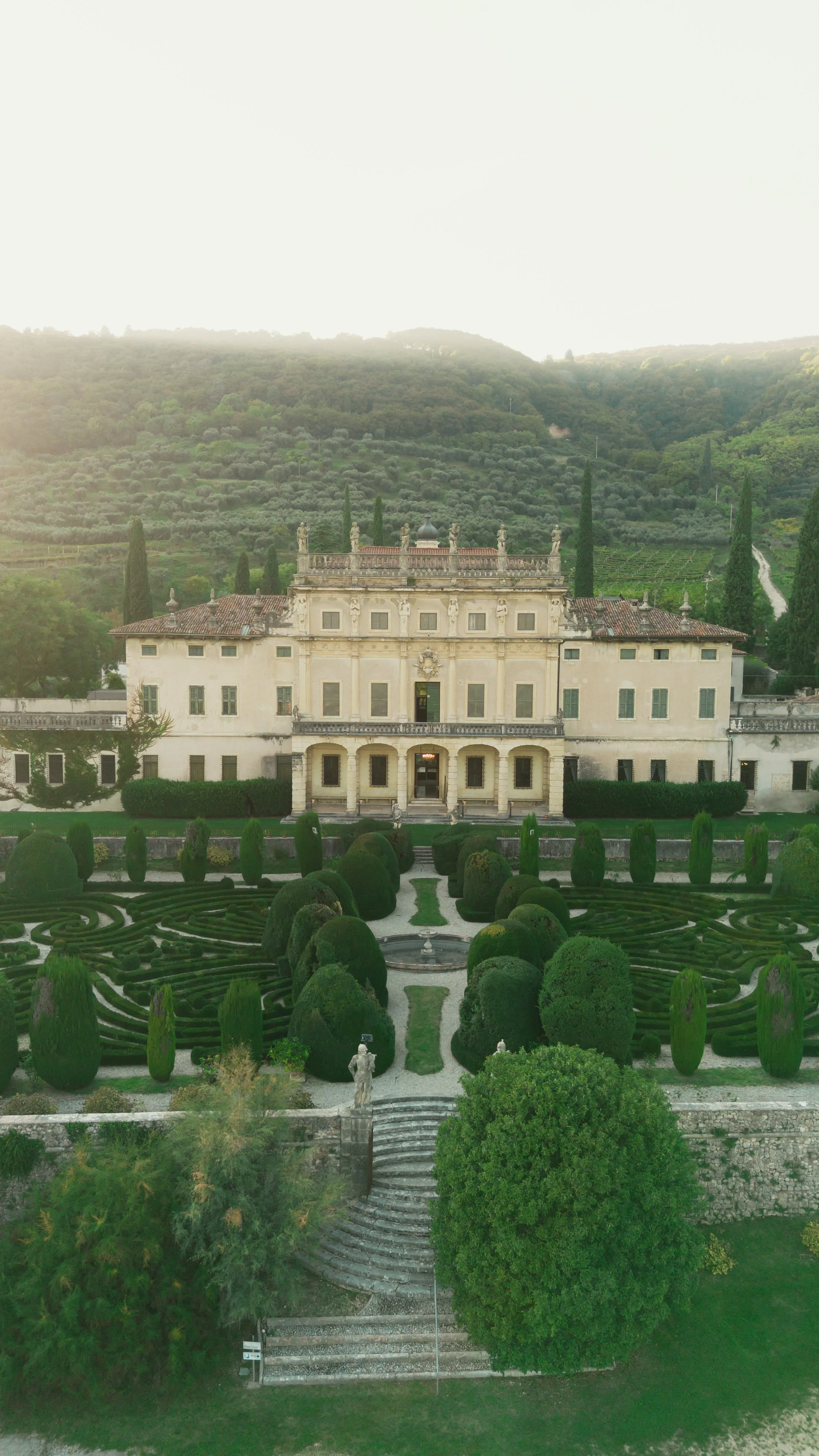 KORTNEY J PHOTO VILLA ARVEDI VERONA-369.jpg