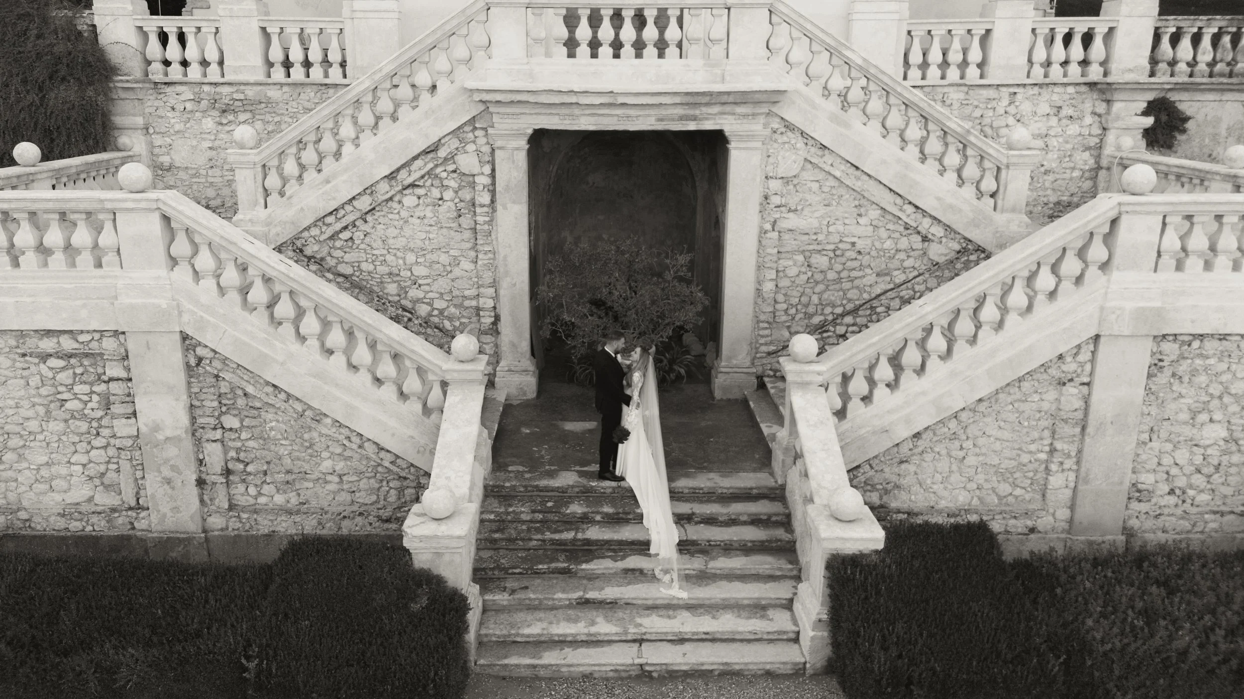 KORTNEY J PHOTO VILLA ARVEDI VERONA-344.jpg