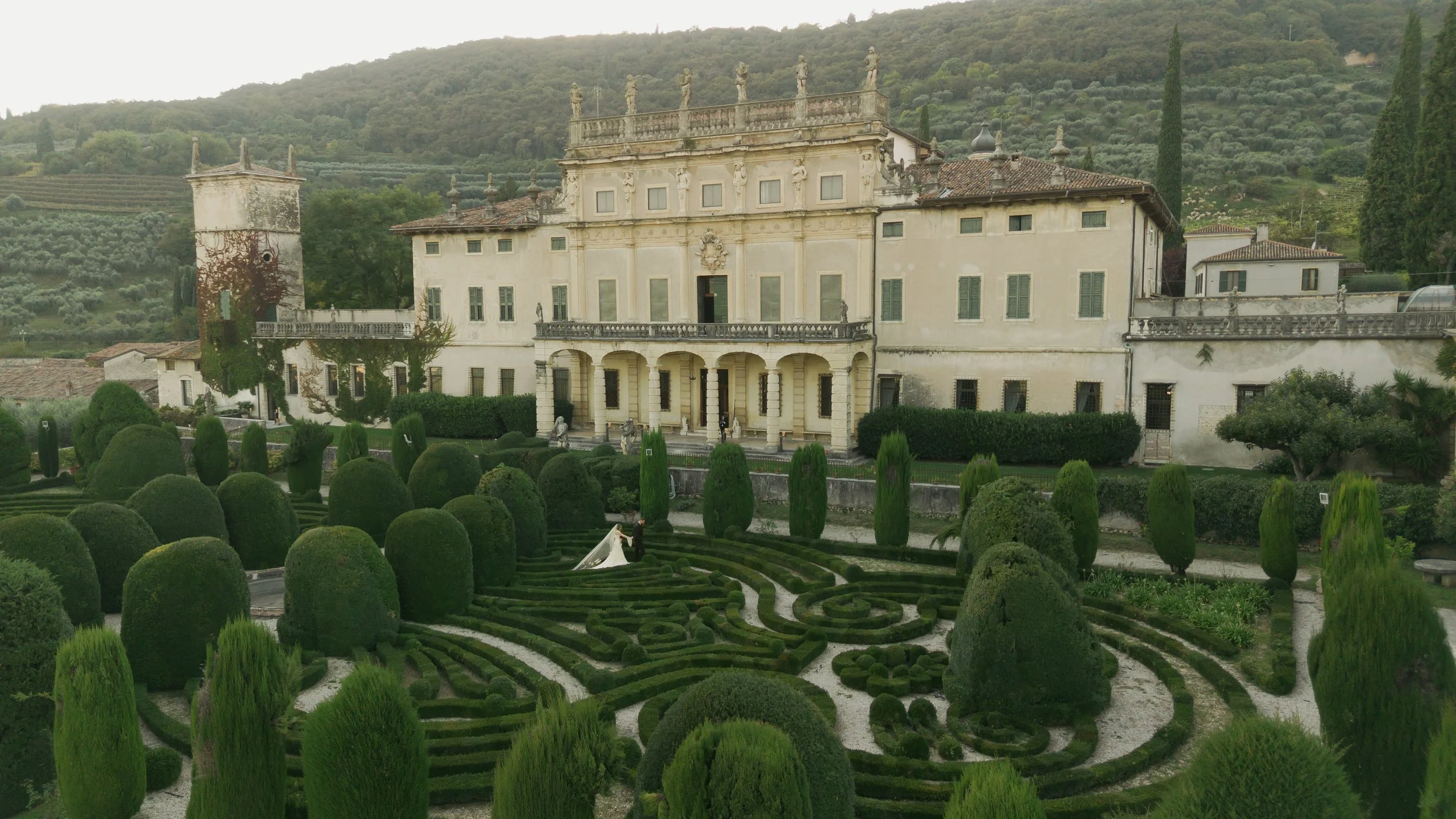 KORTNEY J PHOTO VILLA ARVEDI VERONA-374.jpg