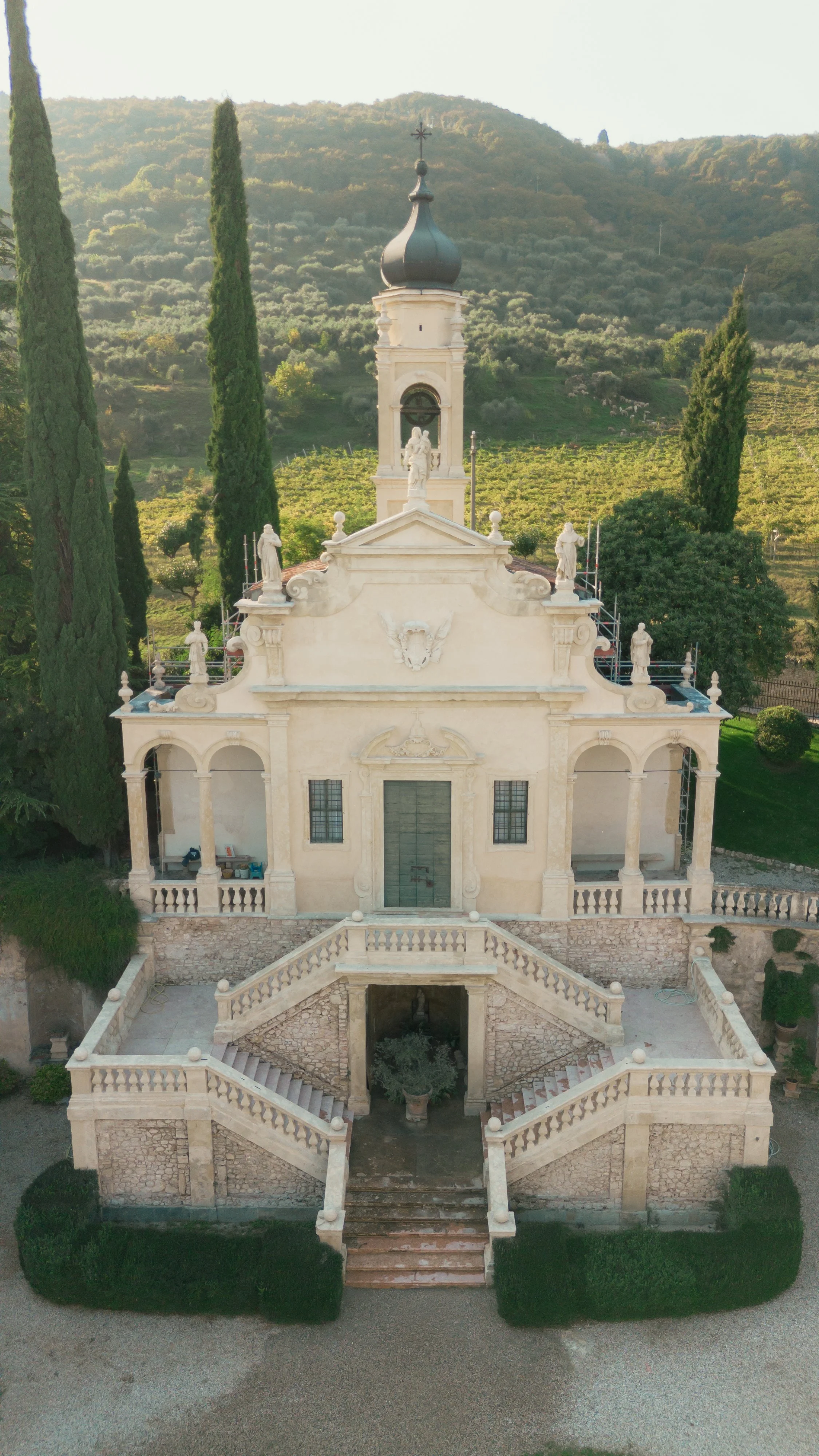 KORTNEY J PHOTO VILLA ARVEDI VERONA-205.jpg